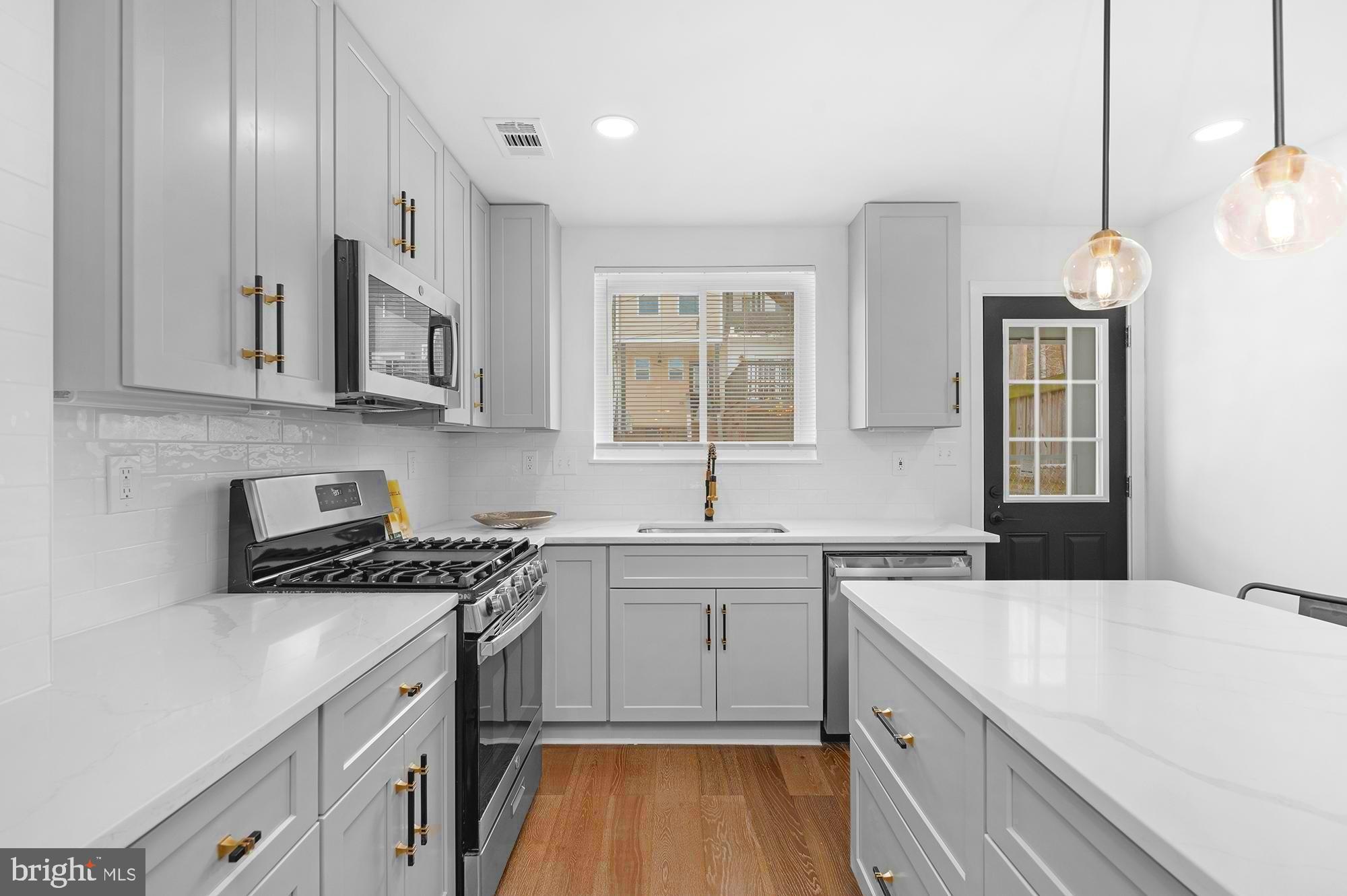 PATTERSON PARK - Residential