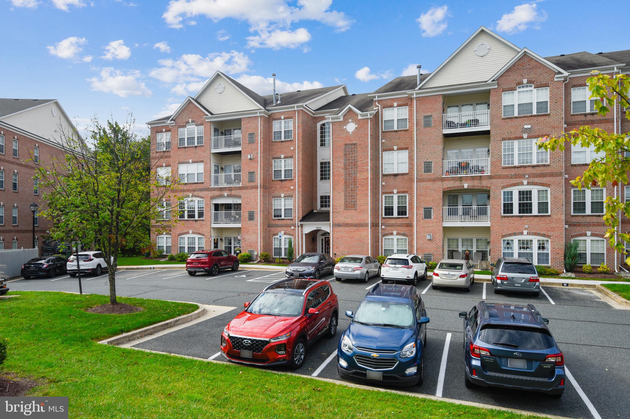 WINDSOR AT PERRY HALL FARMS - Residential