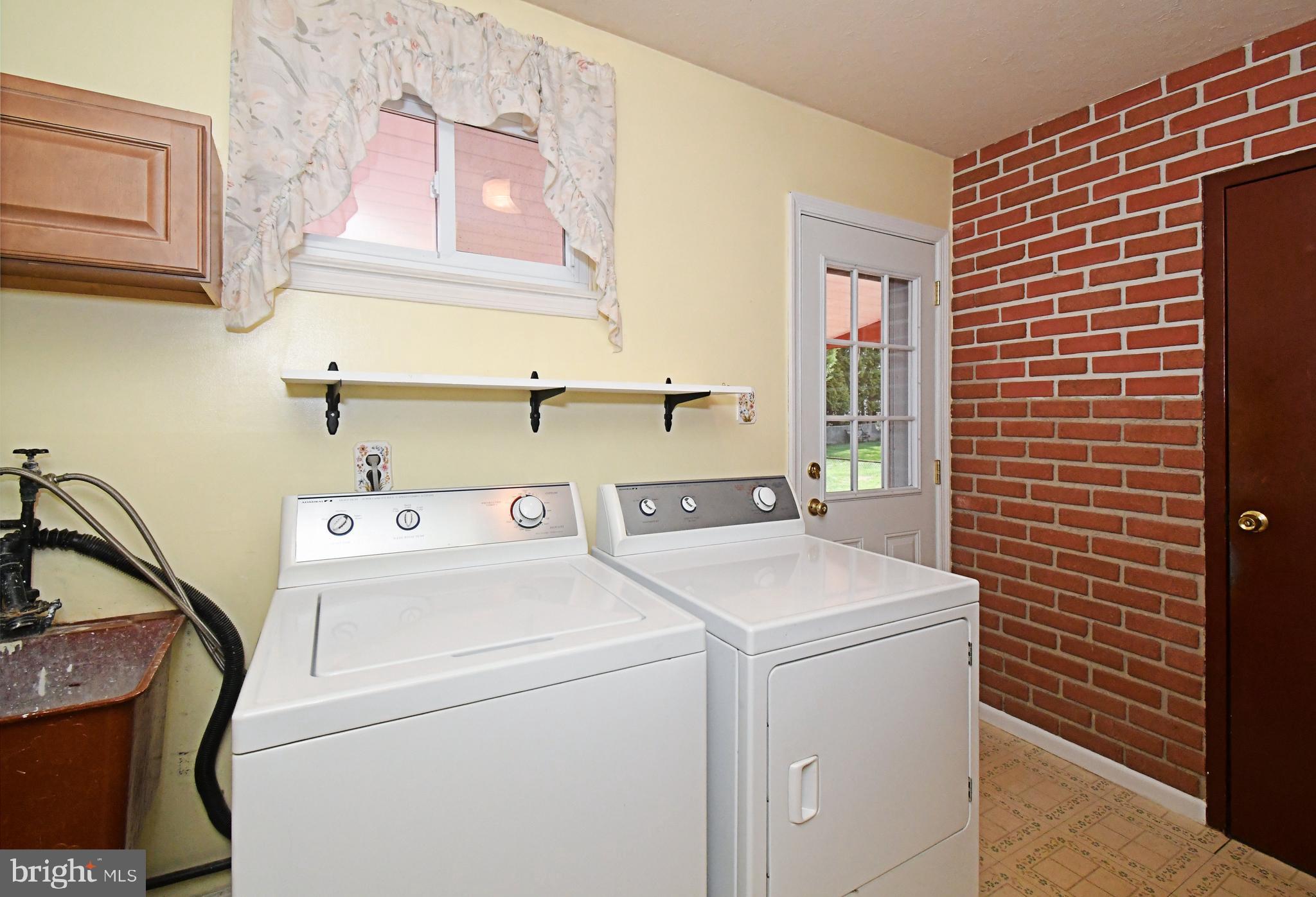 WILLOW FARMS - Residential