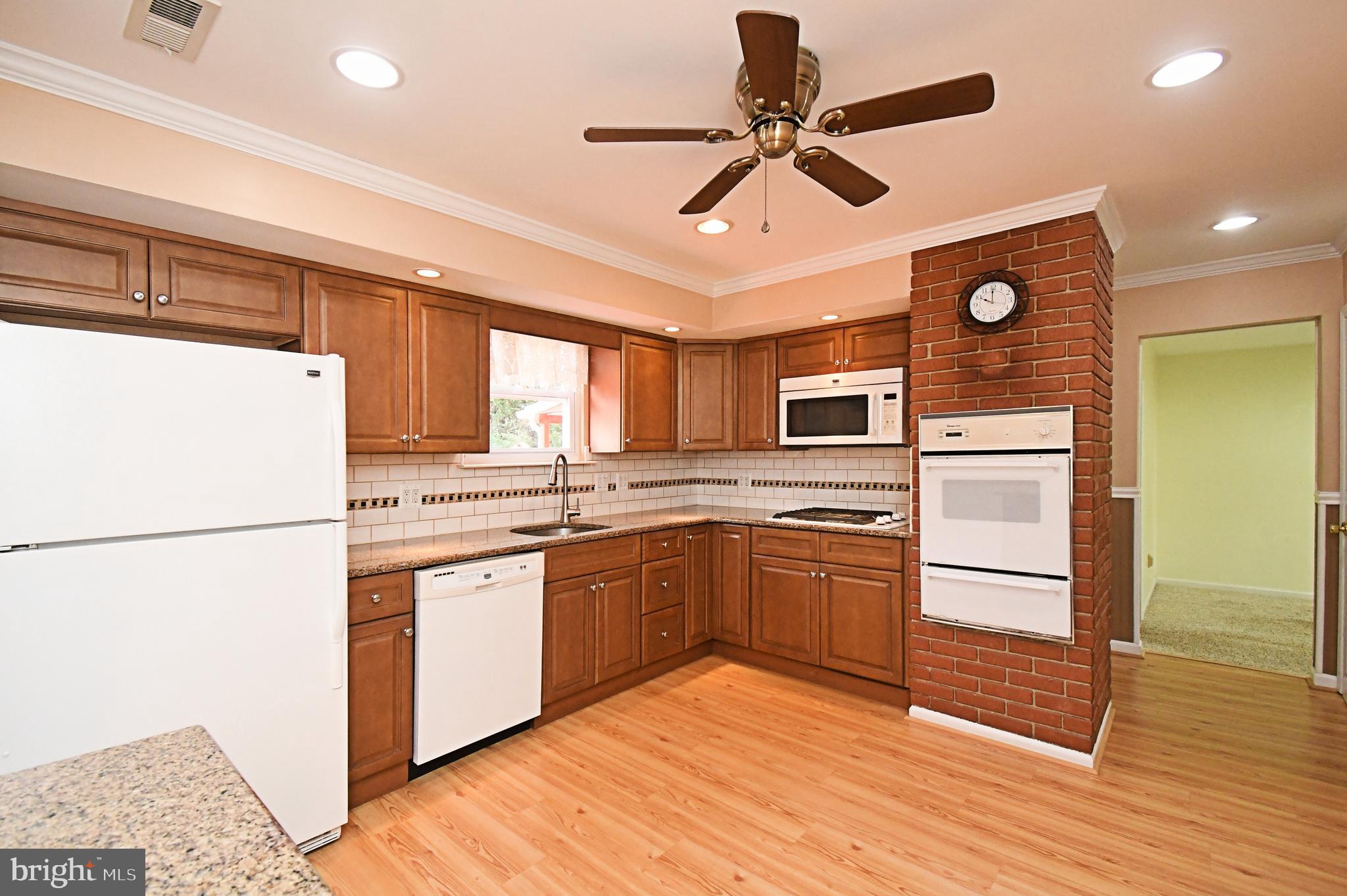 WILLOW FARMS - Residential