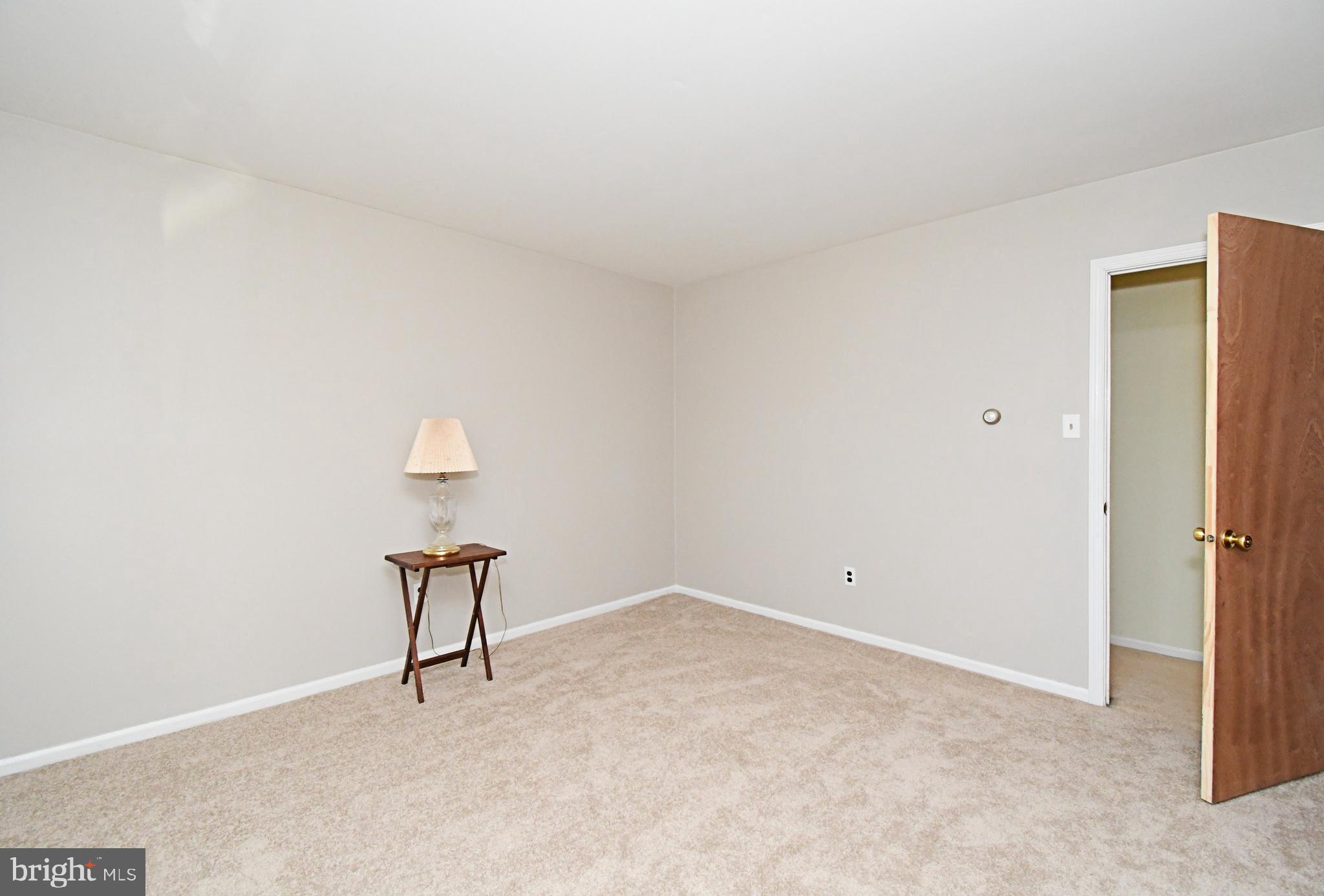 WILLOW FARMS - Residential