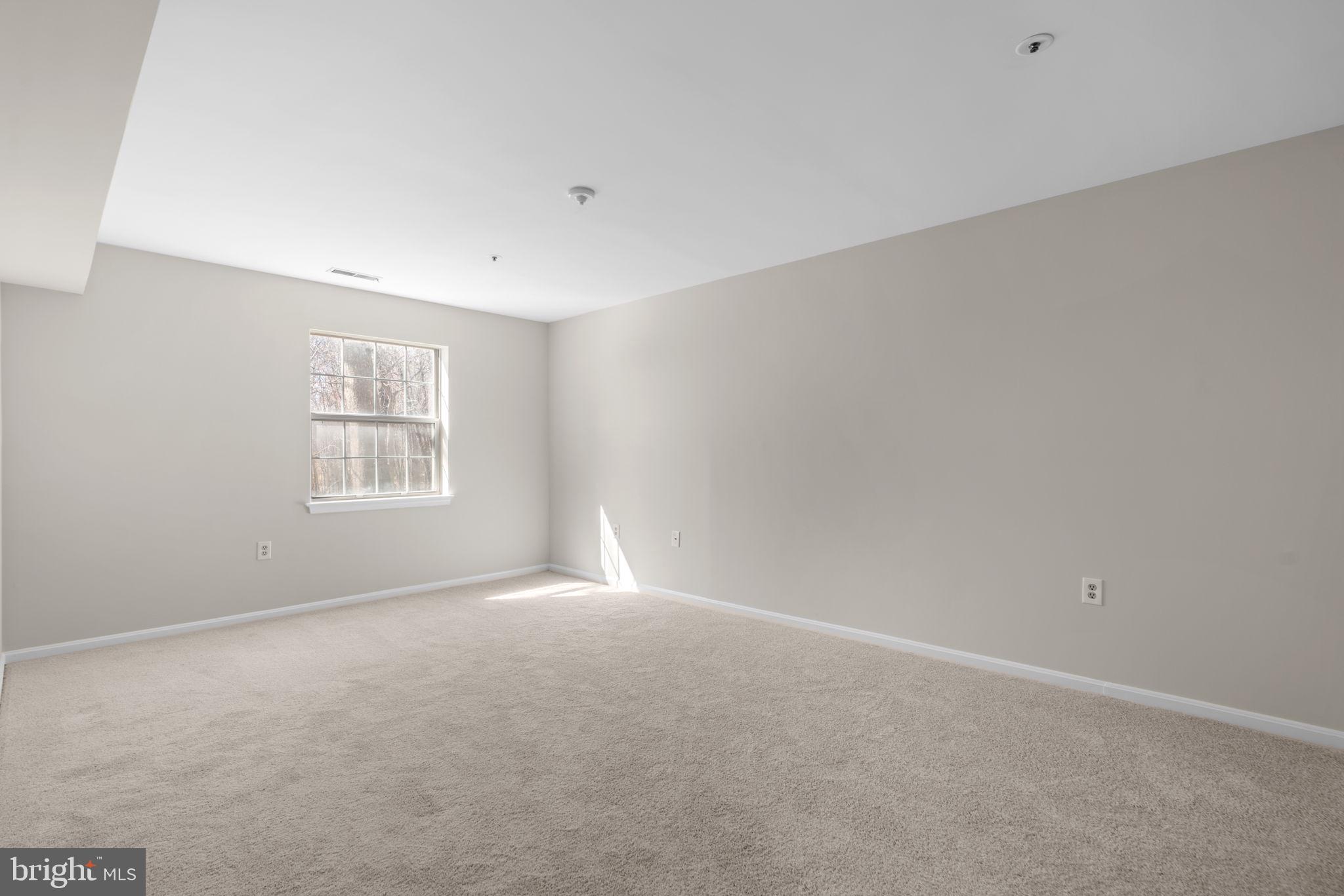 MONTGOMERY RUN - Residential