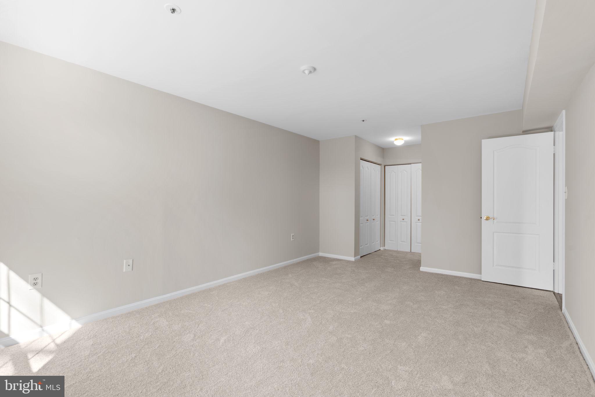 MONTGOMERY RUN - Residential