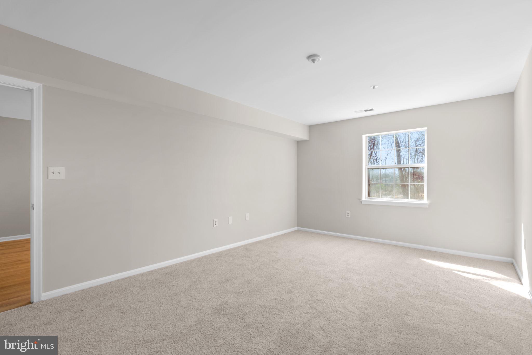 MONTGOMERY RUN - Residential