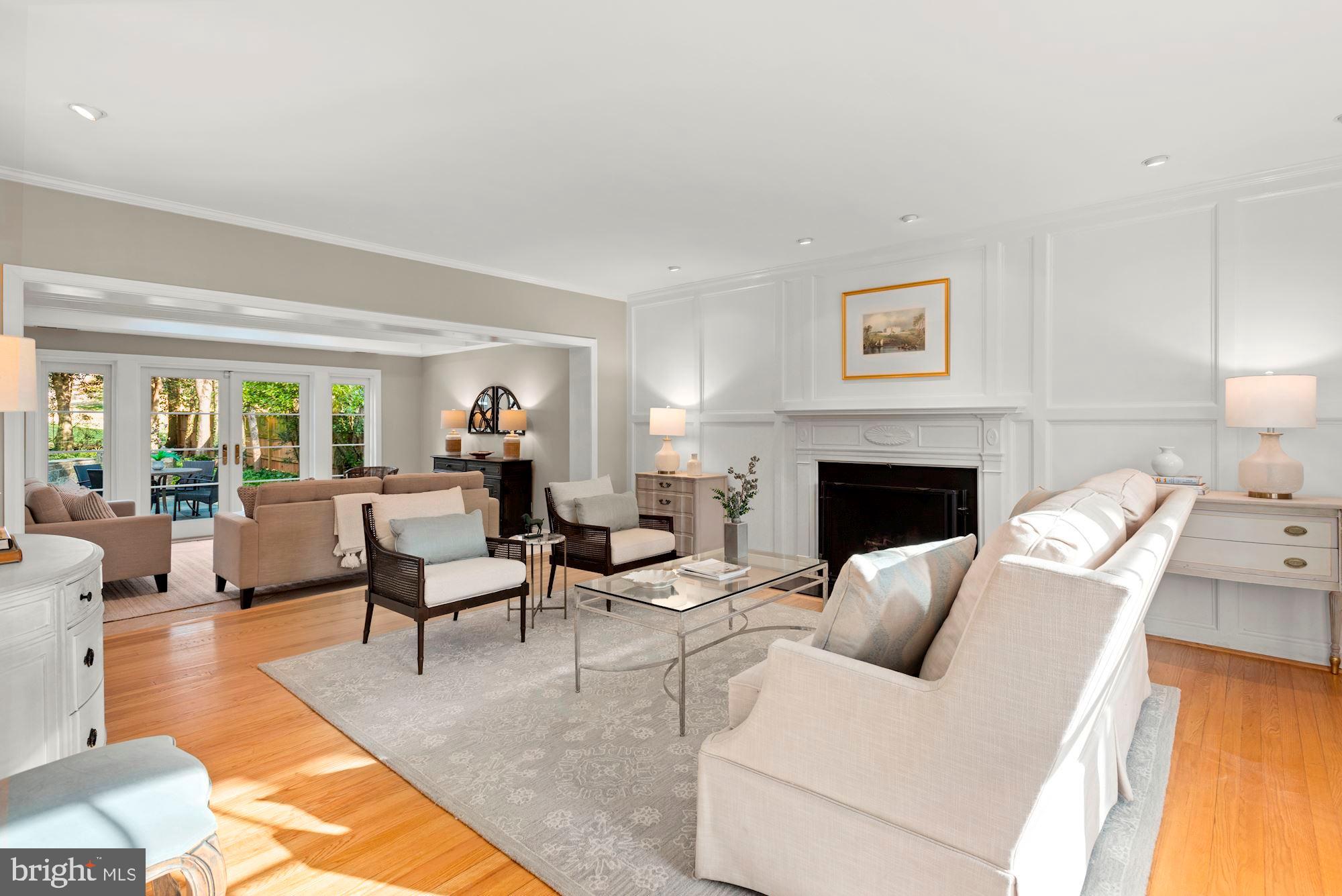 CHEVY CHASE VILLAGE - Residential