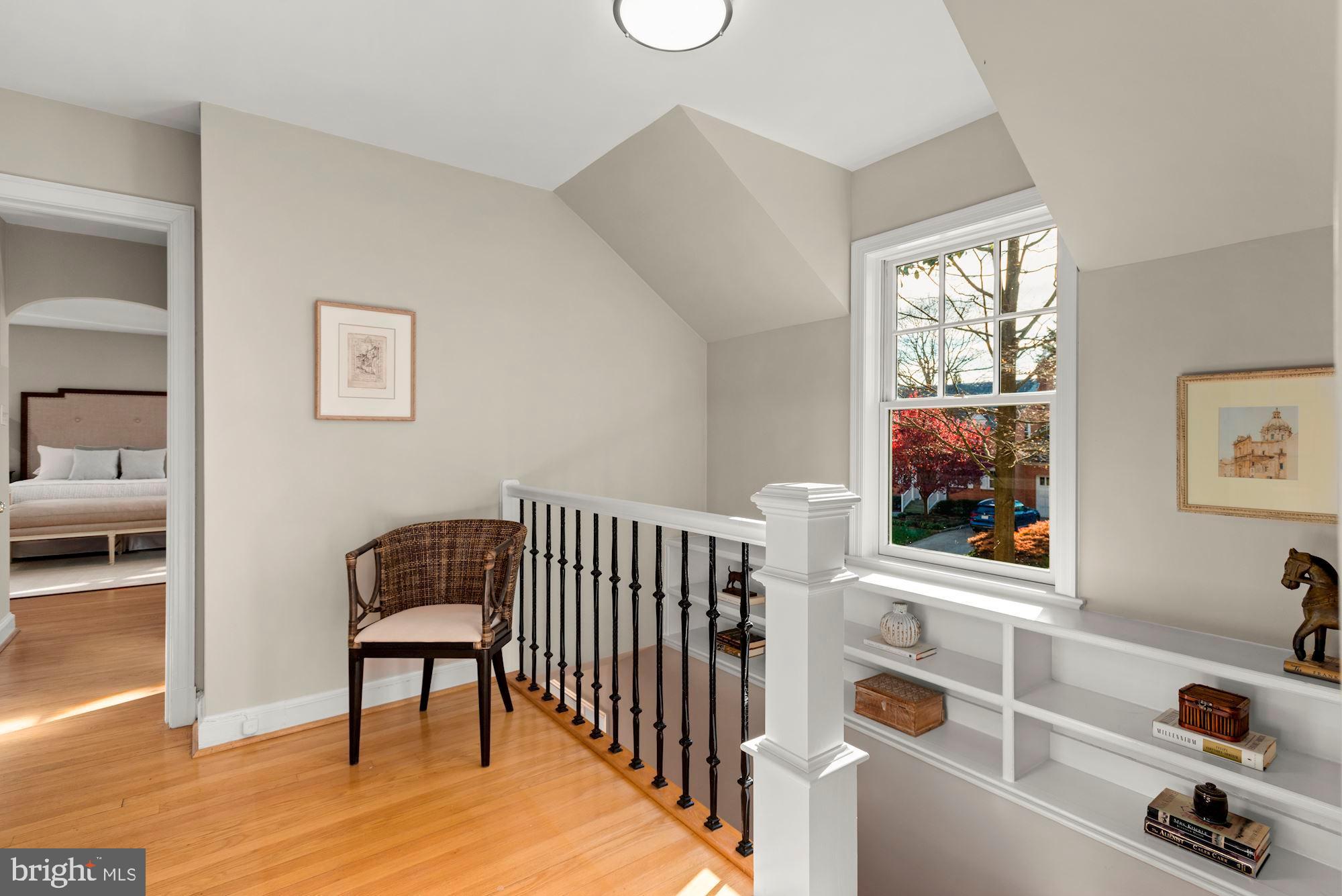 CHEVY CHASE VILLAGE - Residential