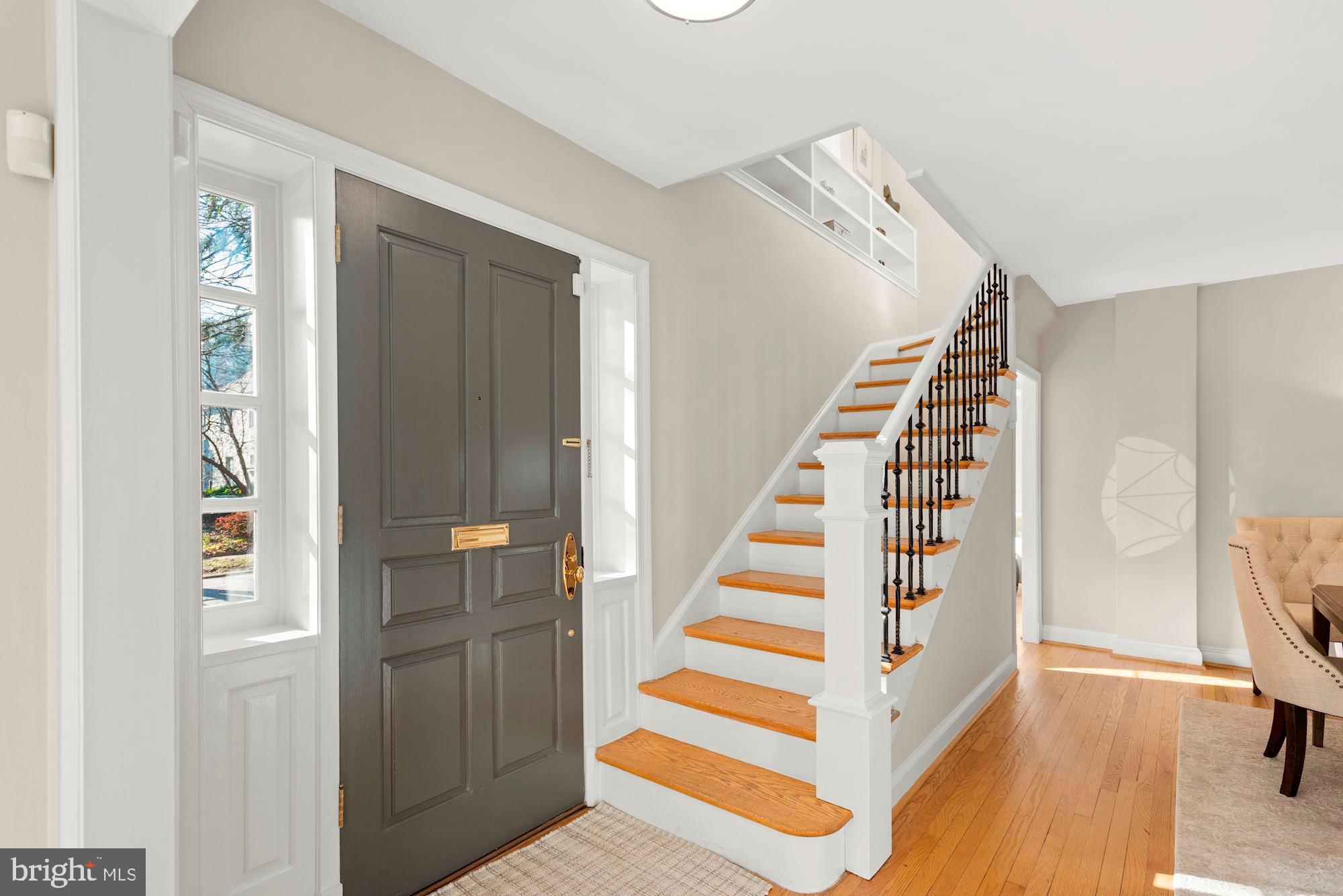 CHEVY CHASE VILLAGE - Residential