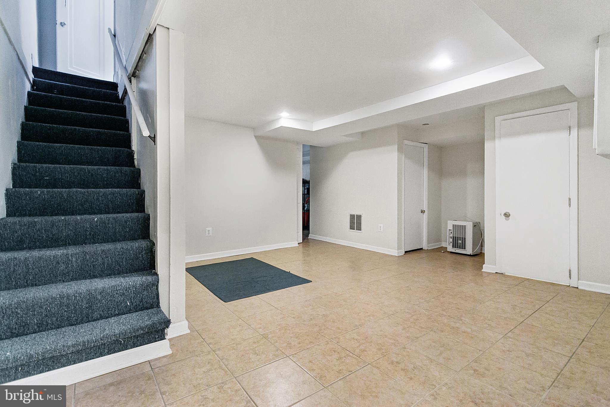 HUNTING RIDGE HISTORIC DISTRICT - Residential