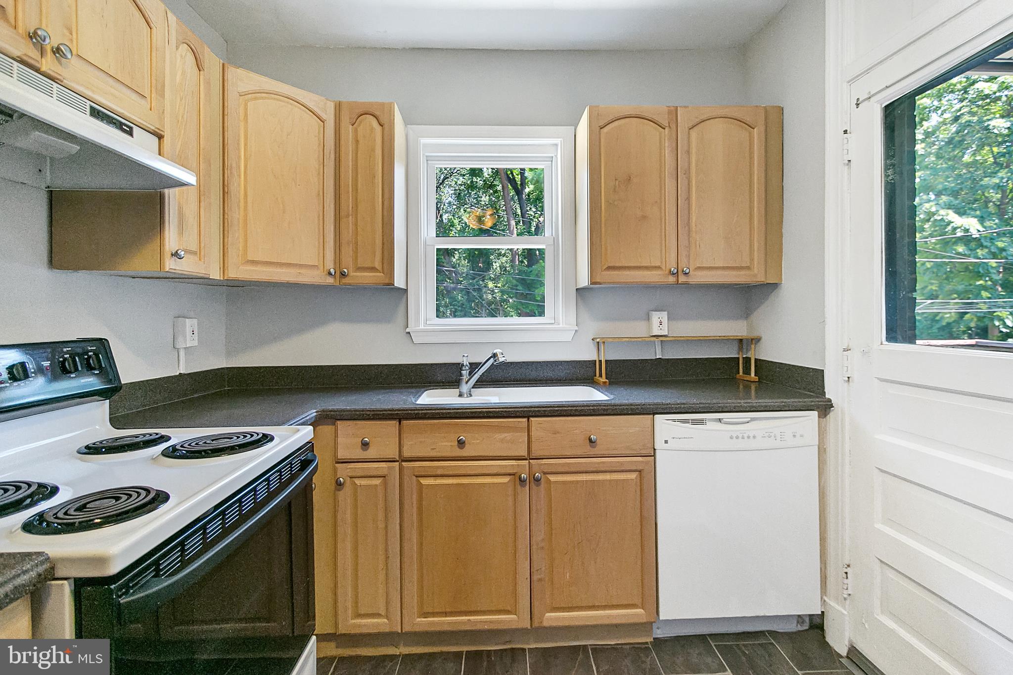 HUNTING RIDGE HISTORIC DISTRICT - Residential