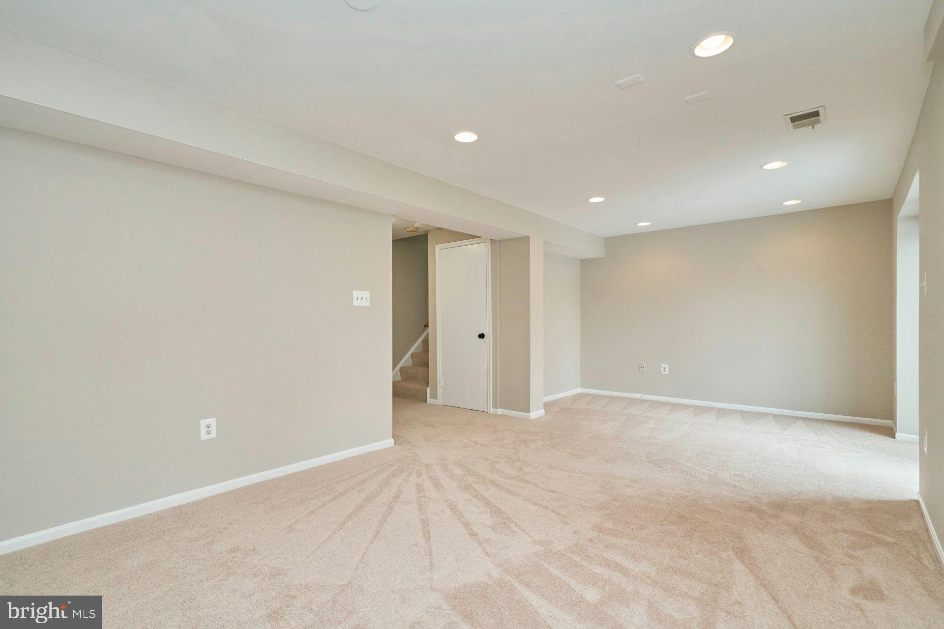 BURKE VILLAGE - Residential