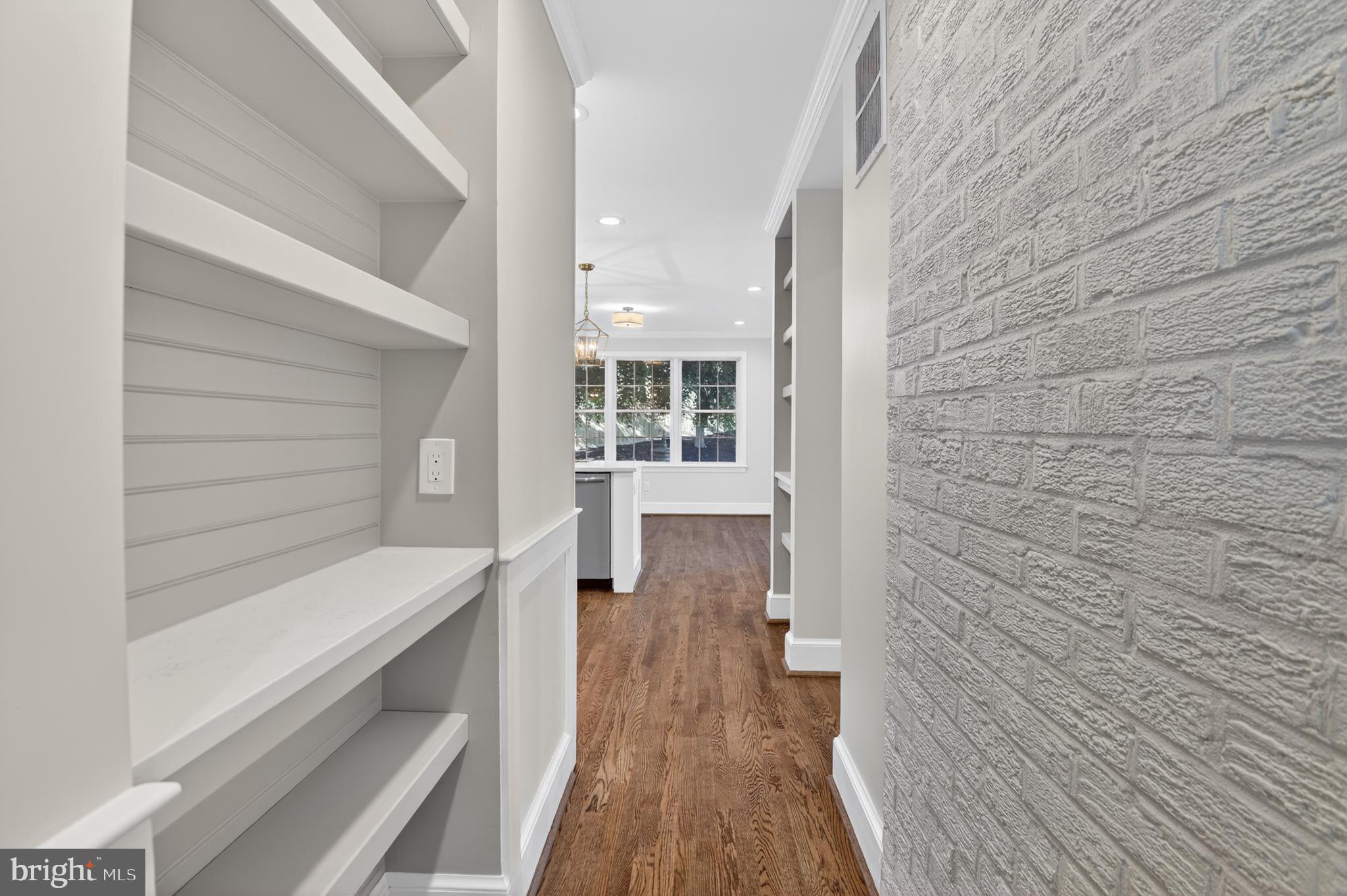 WOODMOOR - Residential