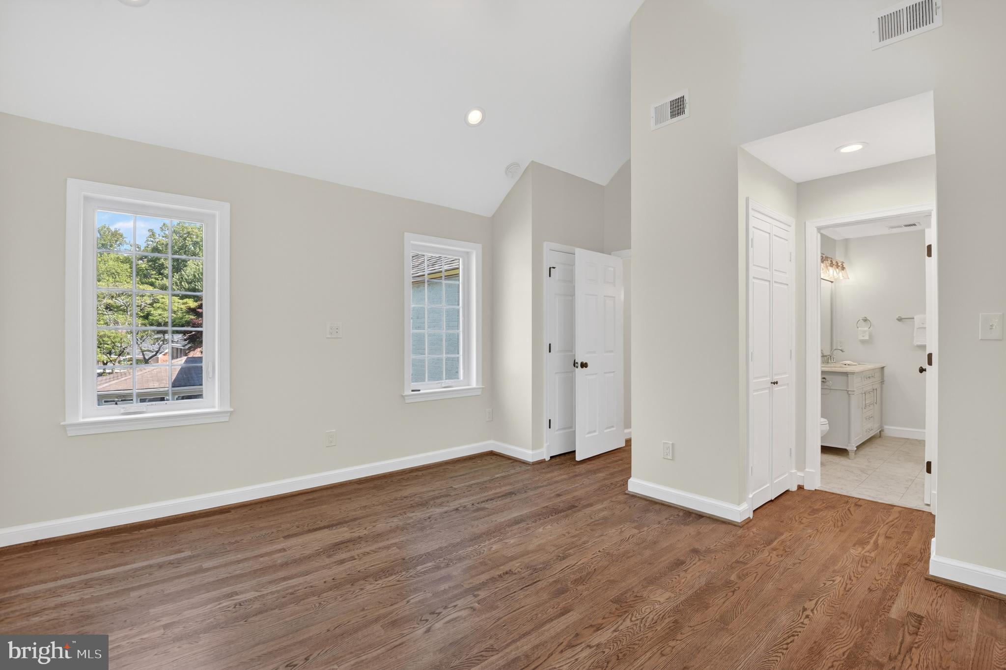WOODMOOR - Residential