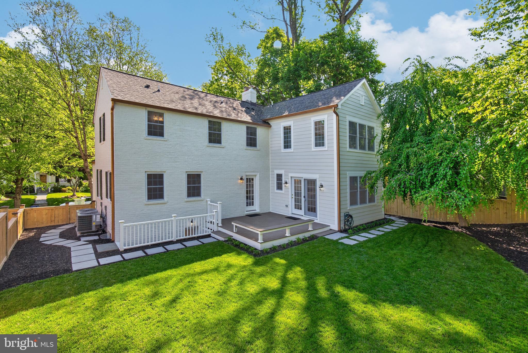 WOODMOOR - Residential