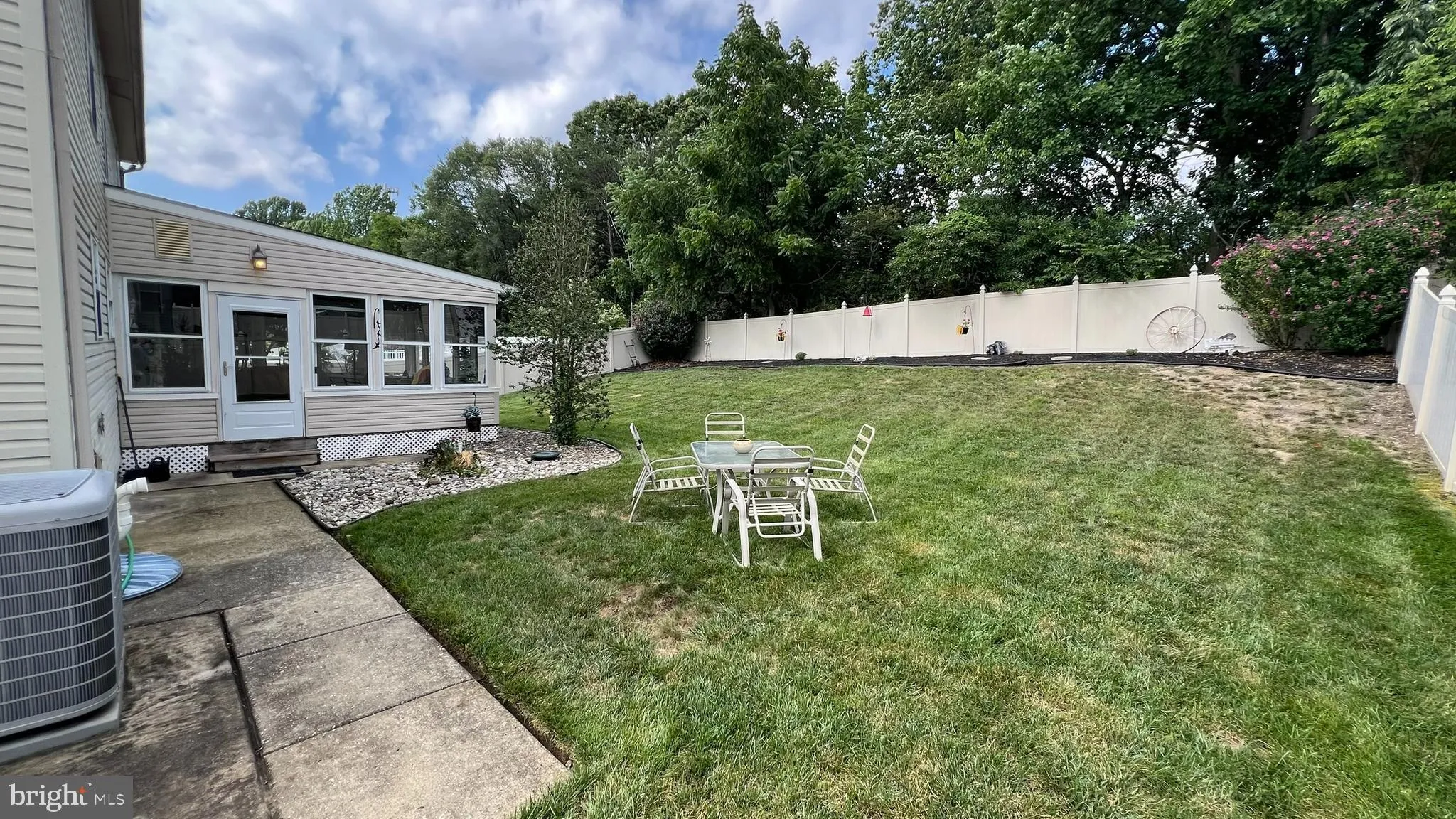 Blackwood, New Jersey 08012, United States, 4 Bedrooms Bedrooms, ,3 BathroomsBathrooms,Residential,Active,179412