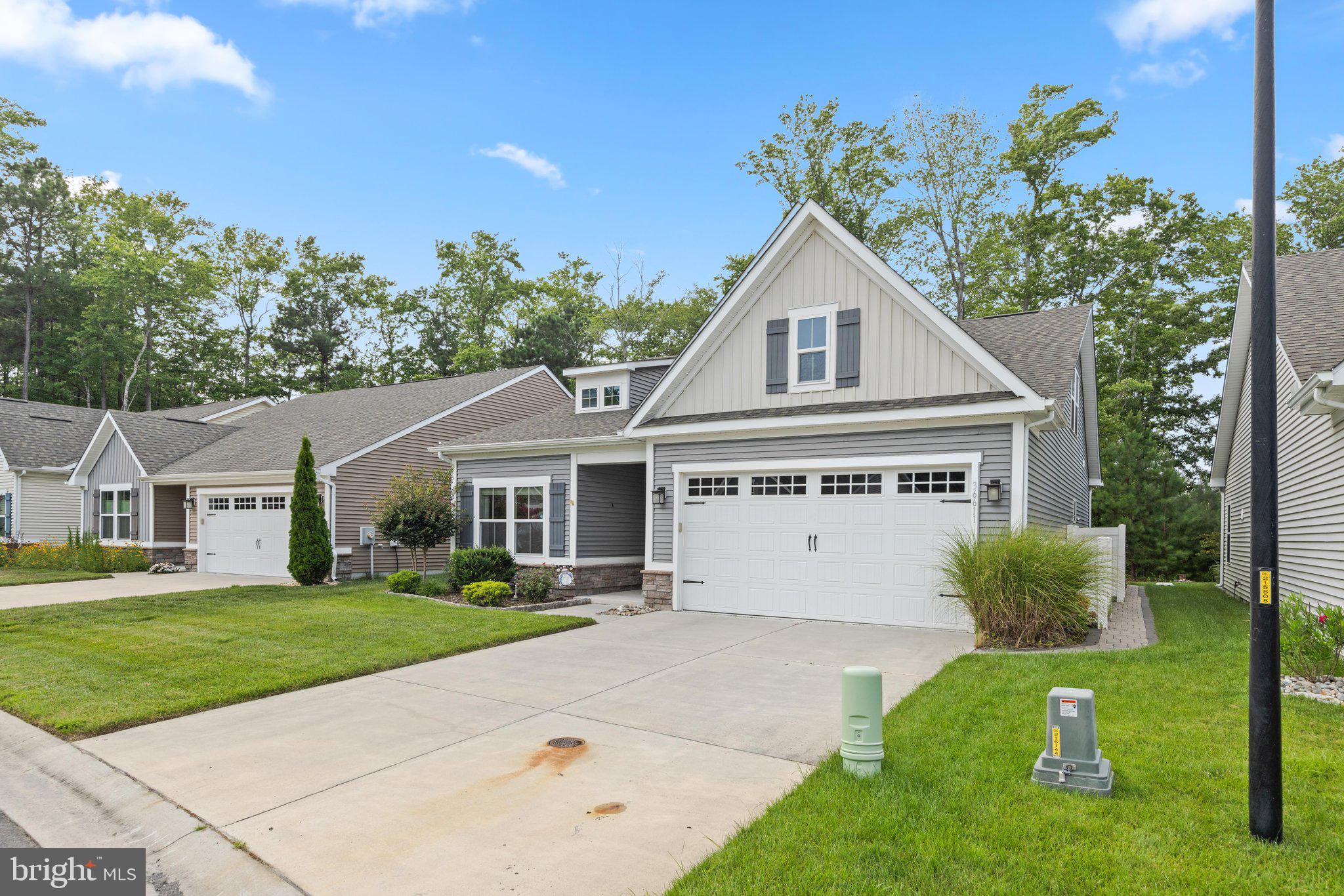 36611 RED CEDAR LOOP 19