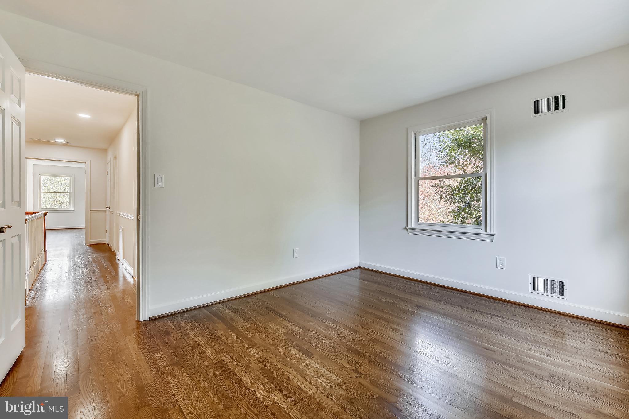 HERITAGE WALK - Residential