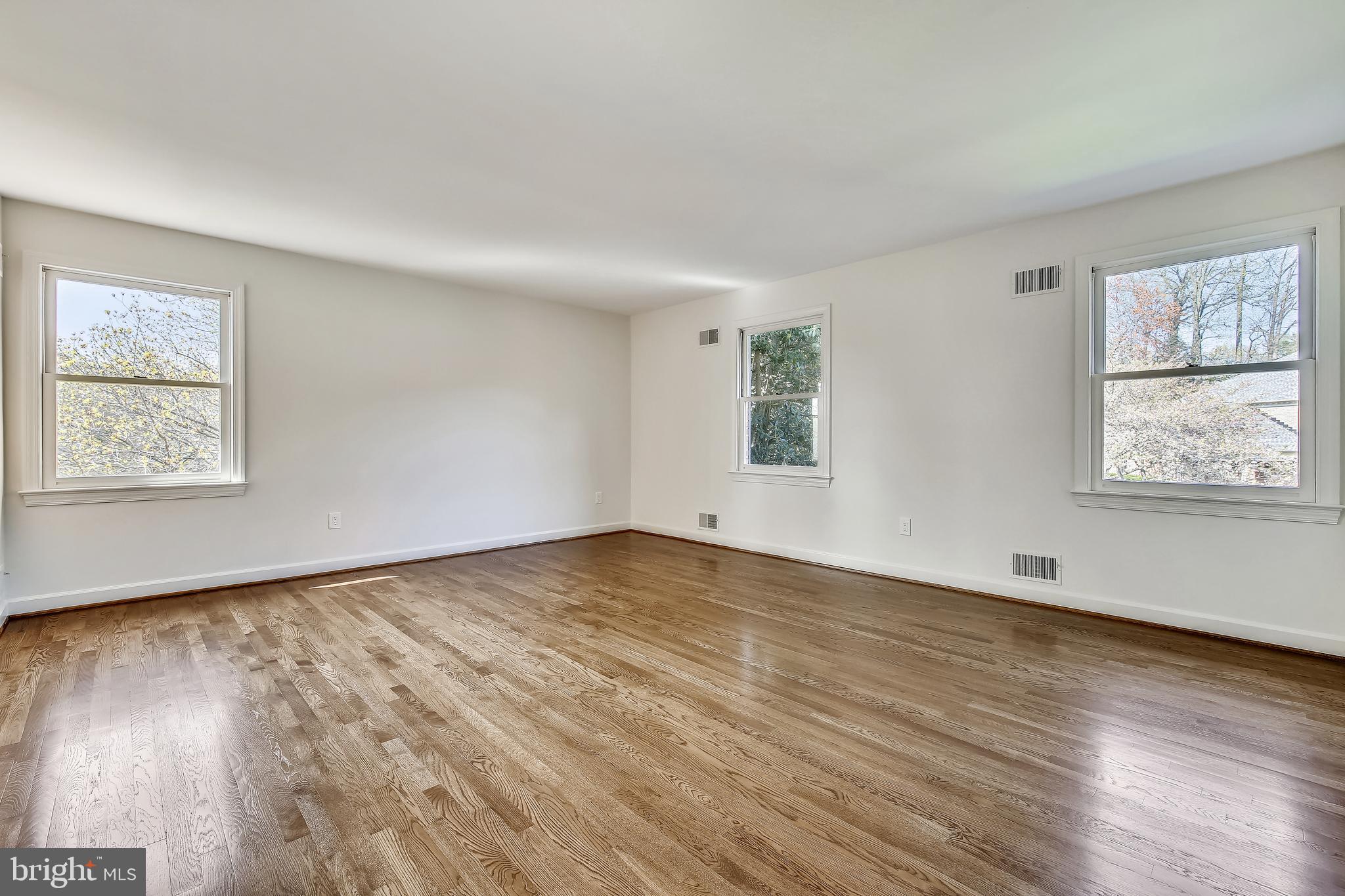 HERITAGE WALK - Residential