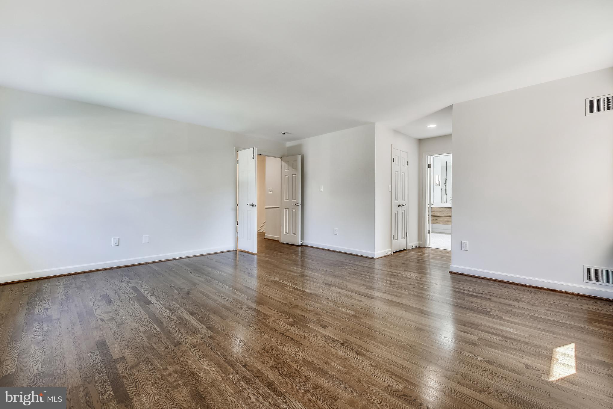 HERITAGE WALK - Residential