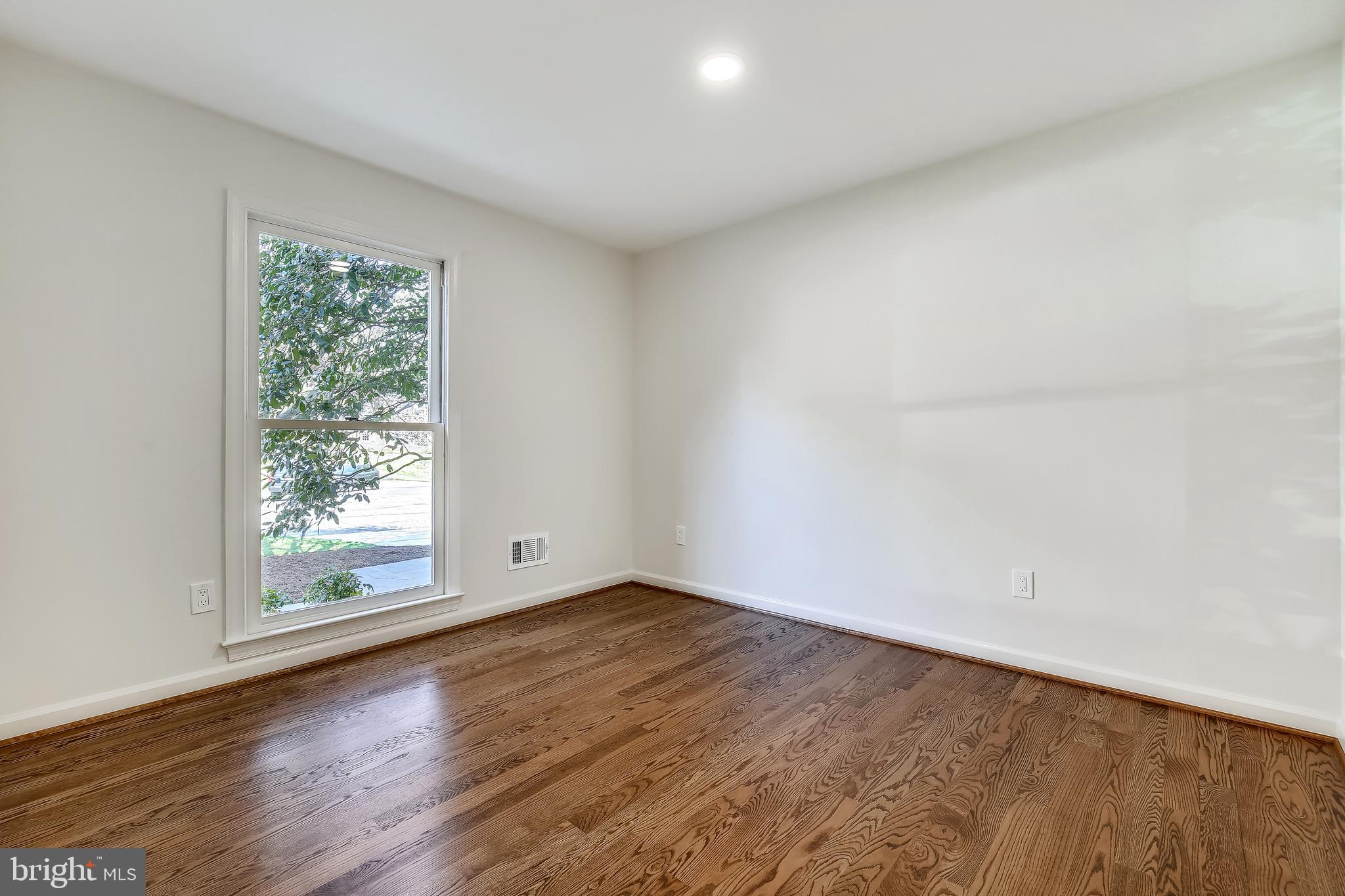 HERITAGE WALK - Residential