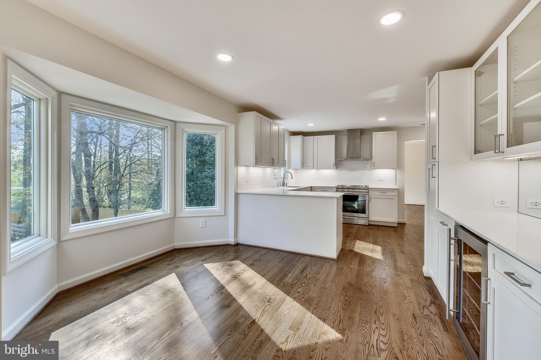 HERITAGE WALK - Residential