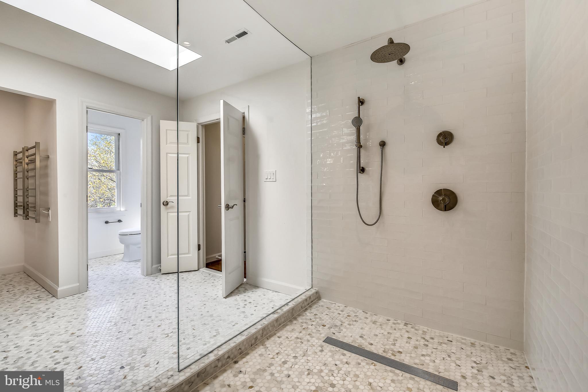 HERITAGE WALK - Residential