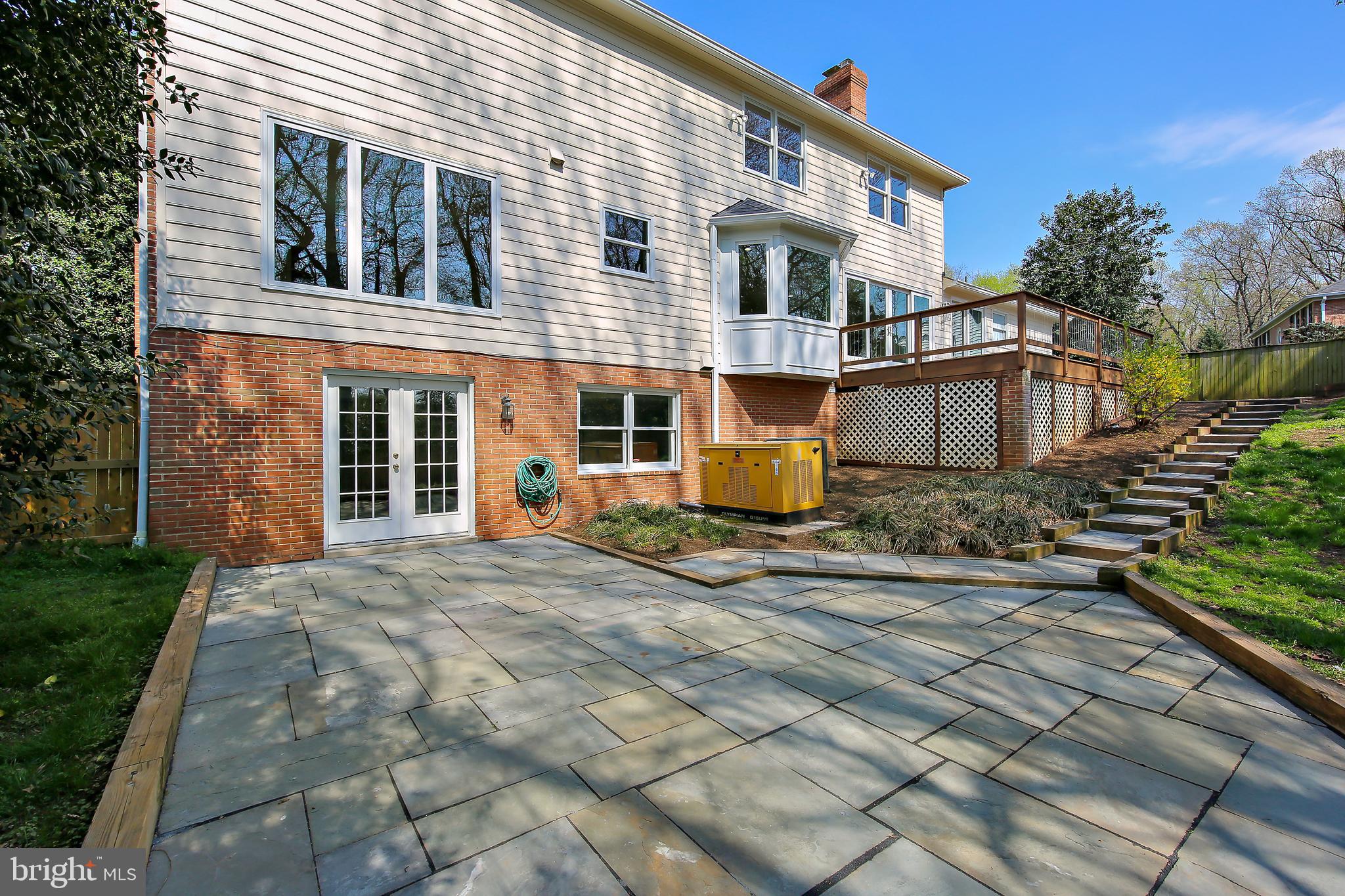 HERITAGE WALK - Residential