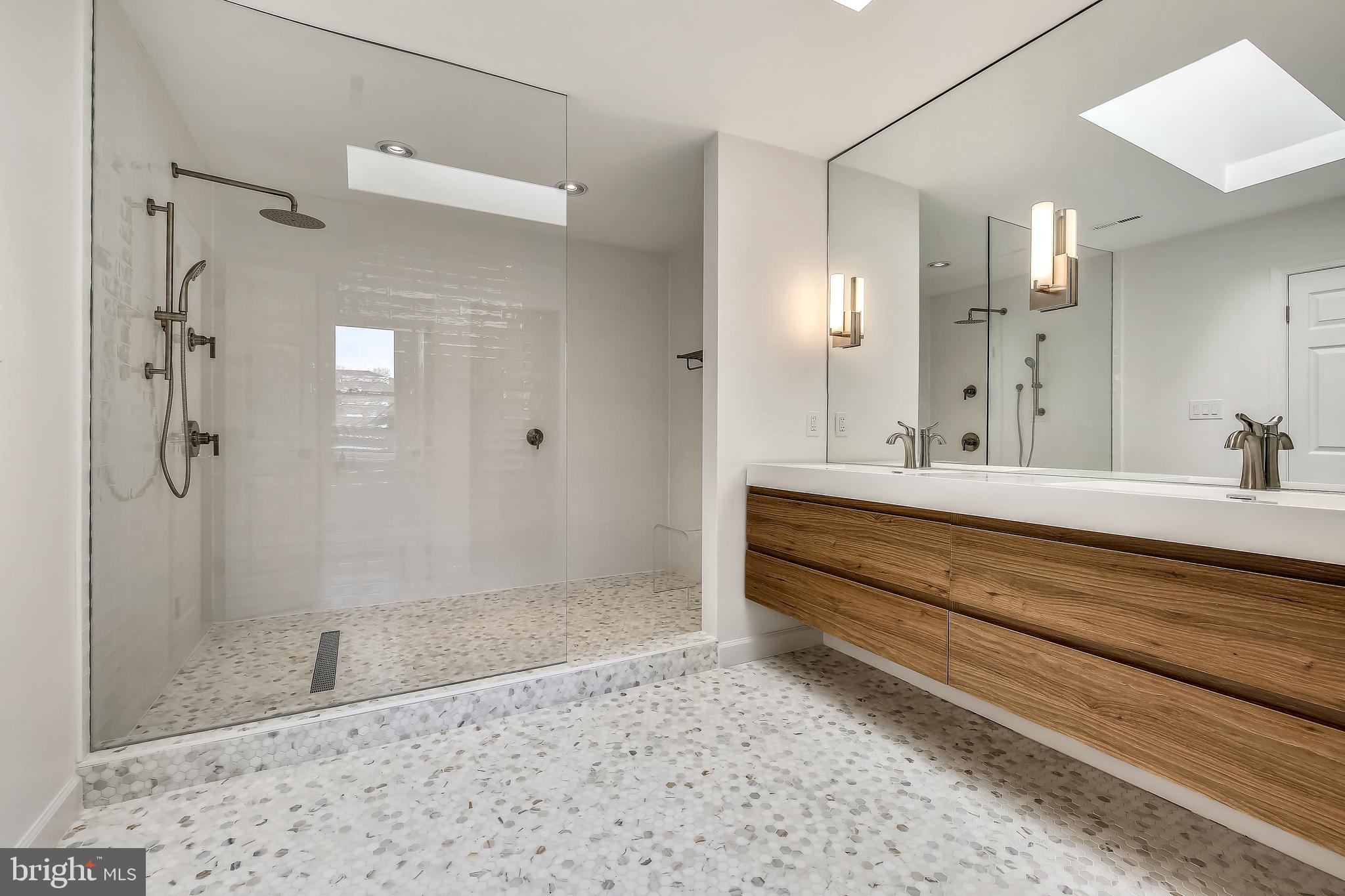 HERITAGE WALK - Residential