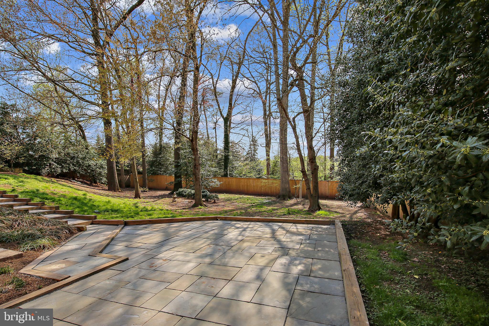 HERITAGE WALK - Residential