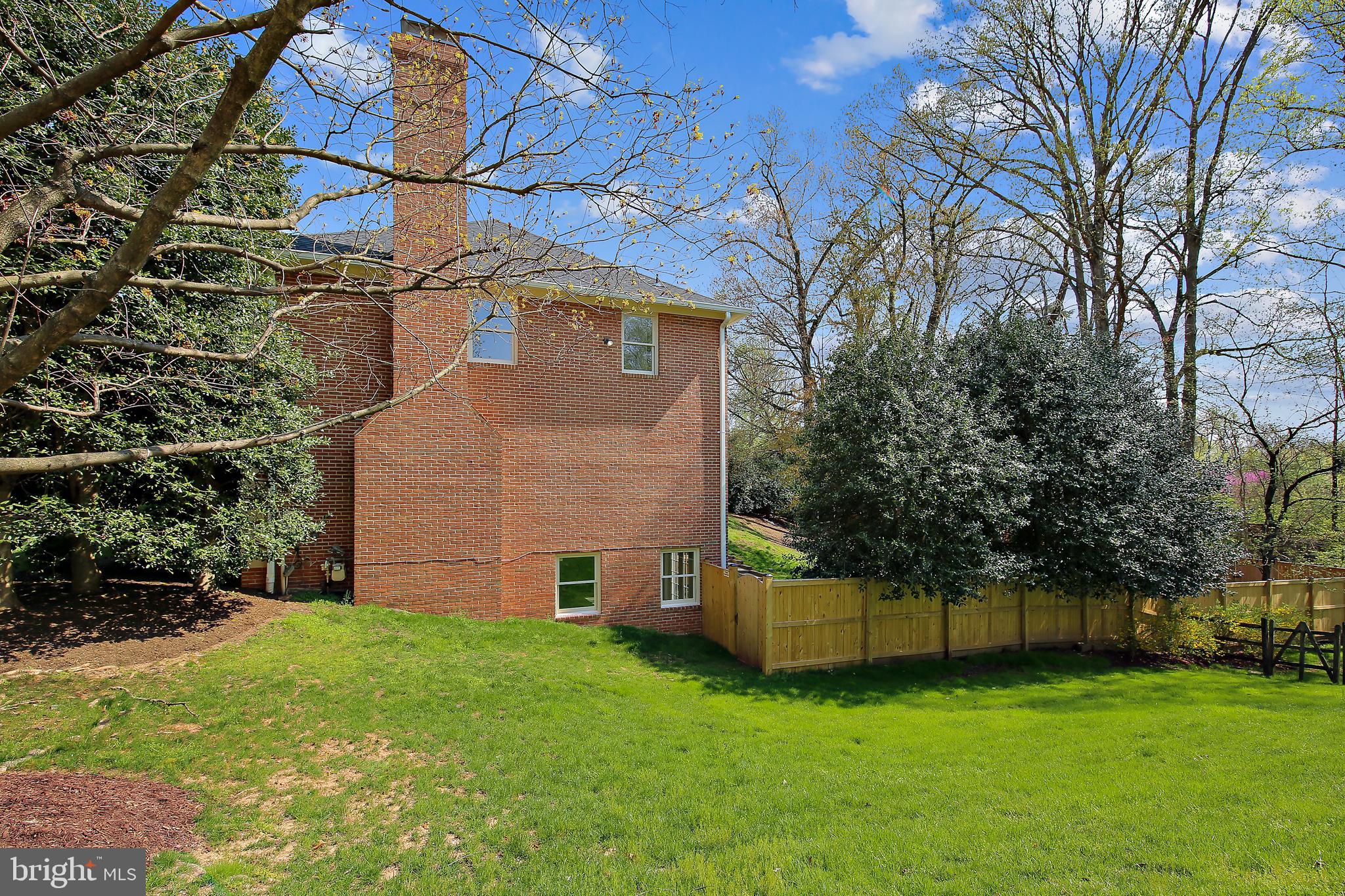 HERITAGE WALK - Residential