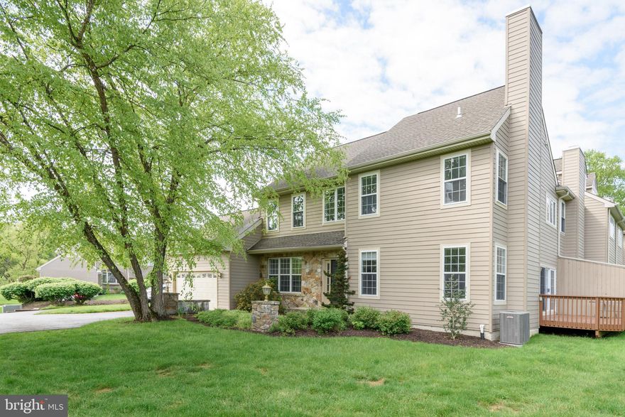 Tucked into the sought-after Knolls of Birmingham, 309 Lea Drive offers the kind of lifestyle buyers wait for, updated, low-maintenance living in a peaceful community just minutes from everything West Chester has to offer. Located in the award-winning Unionville-Chadds Ford School District, this move-in-ready home blends stylish updates, generous living space, and a setting that feels tucked away without sacrificing convenience. Inside, the renovated kitchen steals the show with elegant cabinetry, granite countertops, stainless steel appliances, and a dramatic full-height backsplash, all opening into warm, comfortable living spaces anchored by a floor-to-ceiling stone fireplace. Upstairs, the spacious primary suite features a beautifully updated bath and walk-in closet, while the finished lower level offers flexible space for a family room, gym, office, or playroom. Enjoy peaceful outdoor living, walking trails, tennis and pickleball courts, a pool, and maintenance-free convenience, all within one of the area’s most desirable communities. Minutes to West Chester, Kennett Square, and Media.