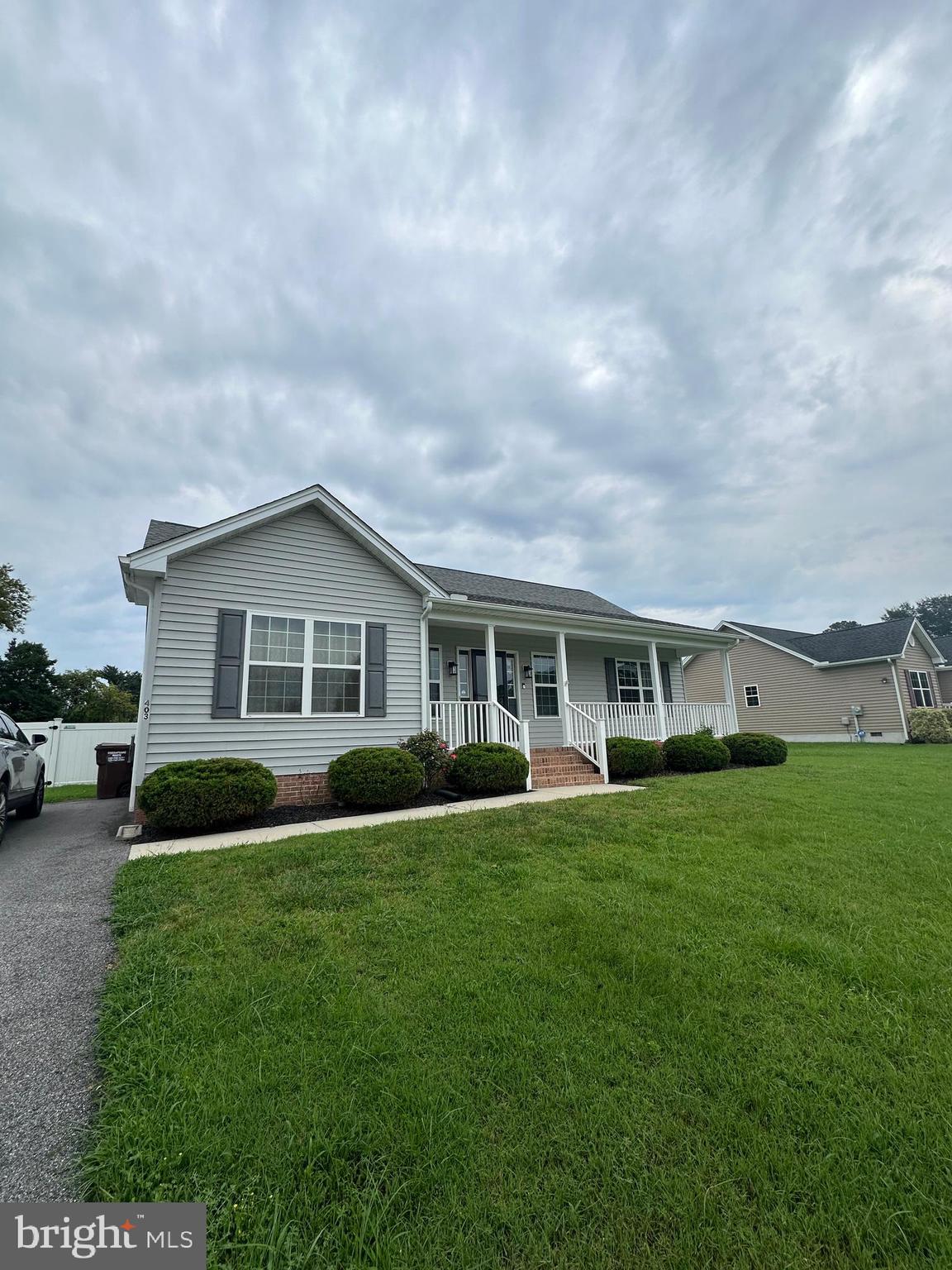 403 CREEKSIDE TRAIL