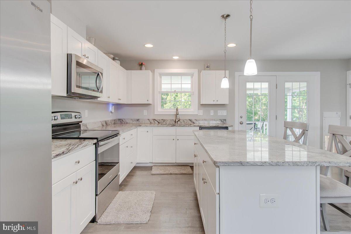 ELIZABETH STATION - Residential