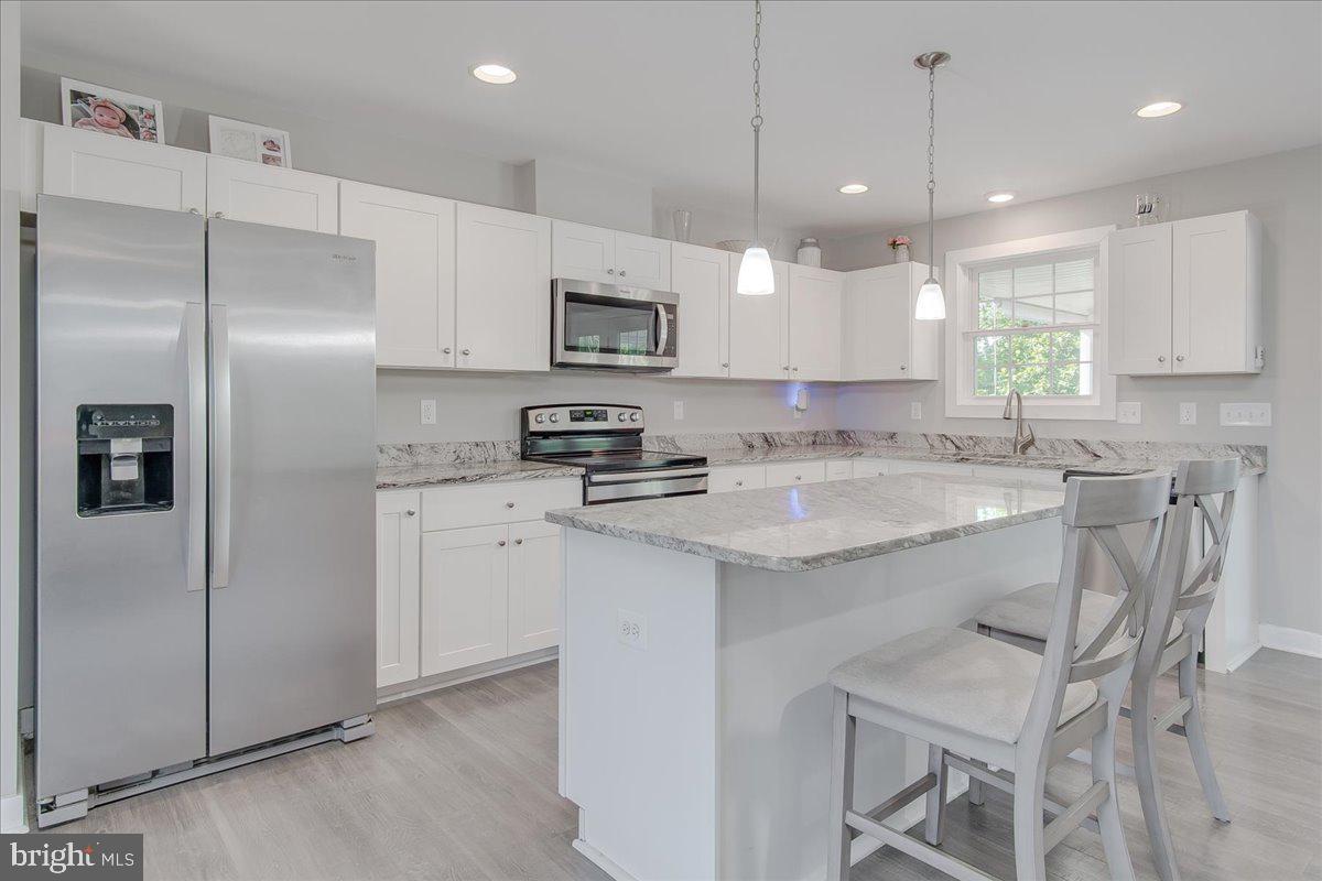 ELIZABETH STATION - Residential