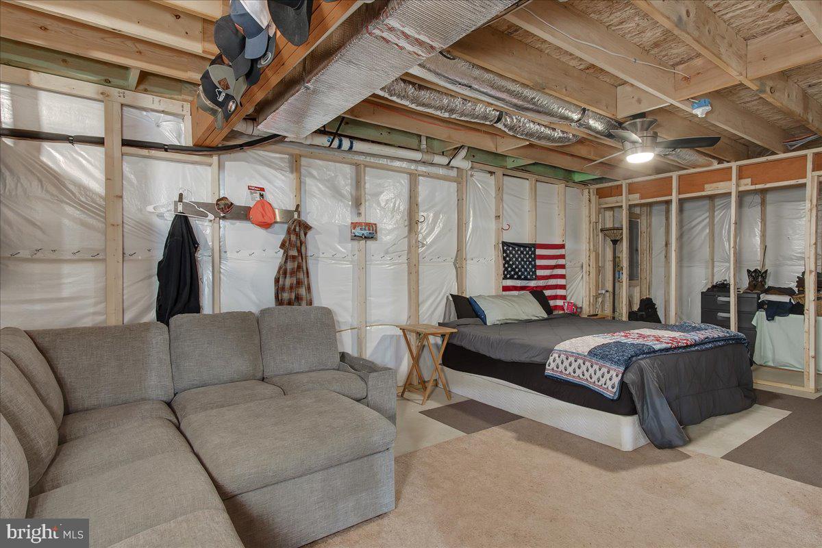 ELIZABETH STATION - Residential