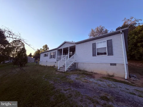 MLS: WVBE2054928
