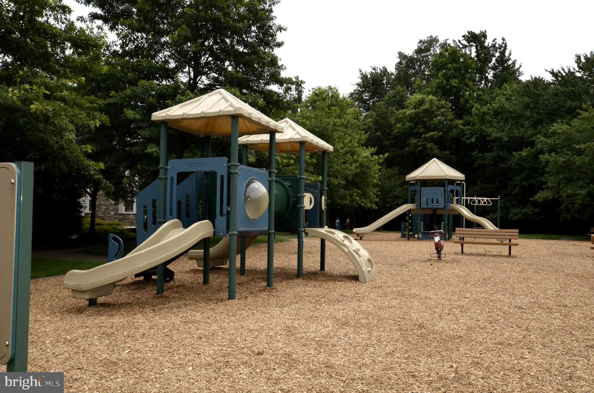 PINEY ORCHARD - Residential