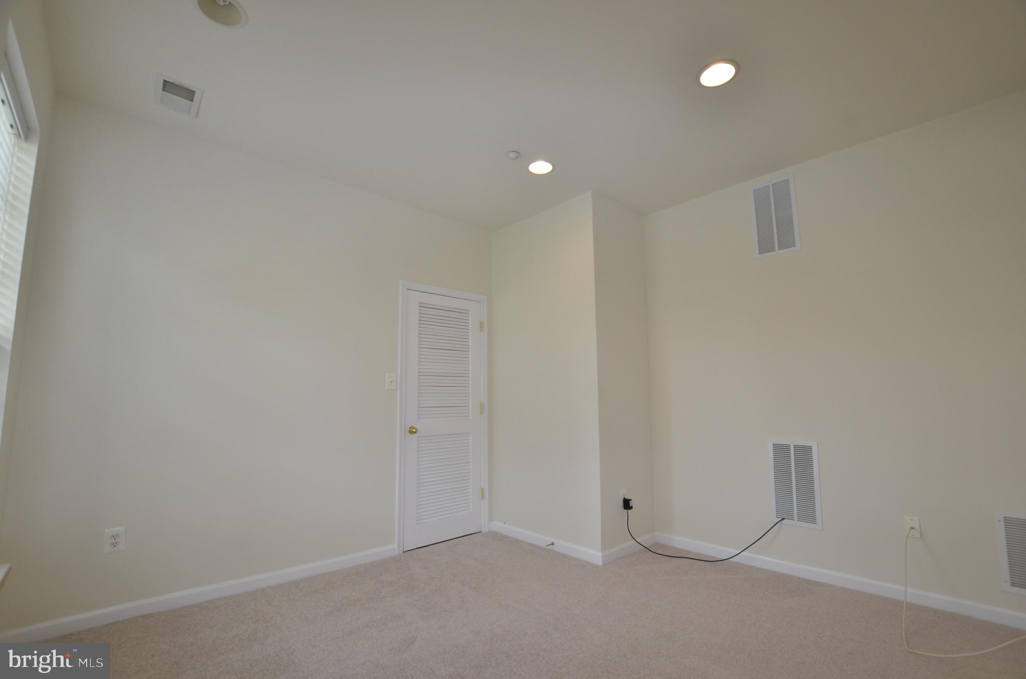 PINEY ORCHARD - Residential