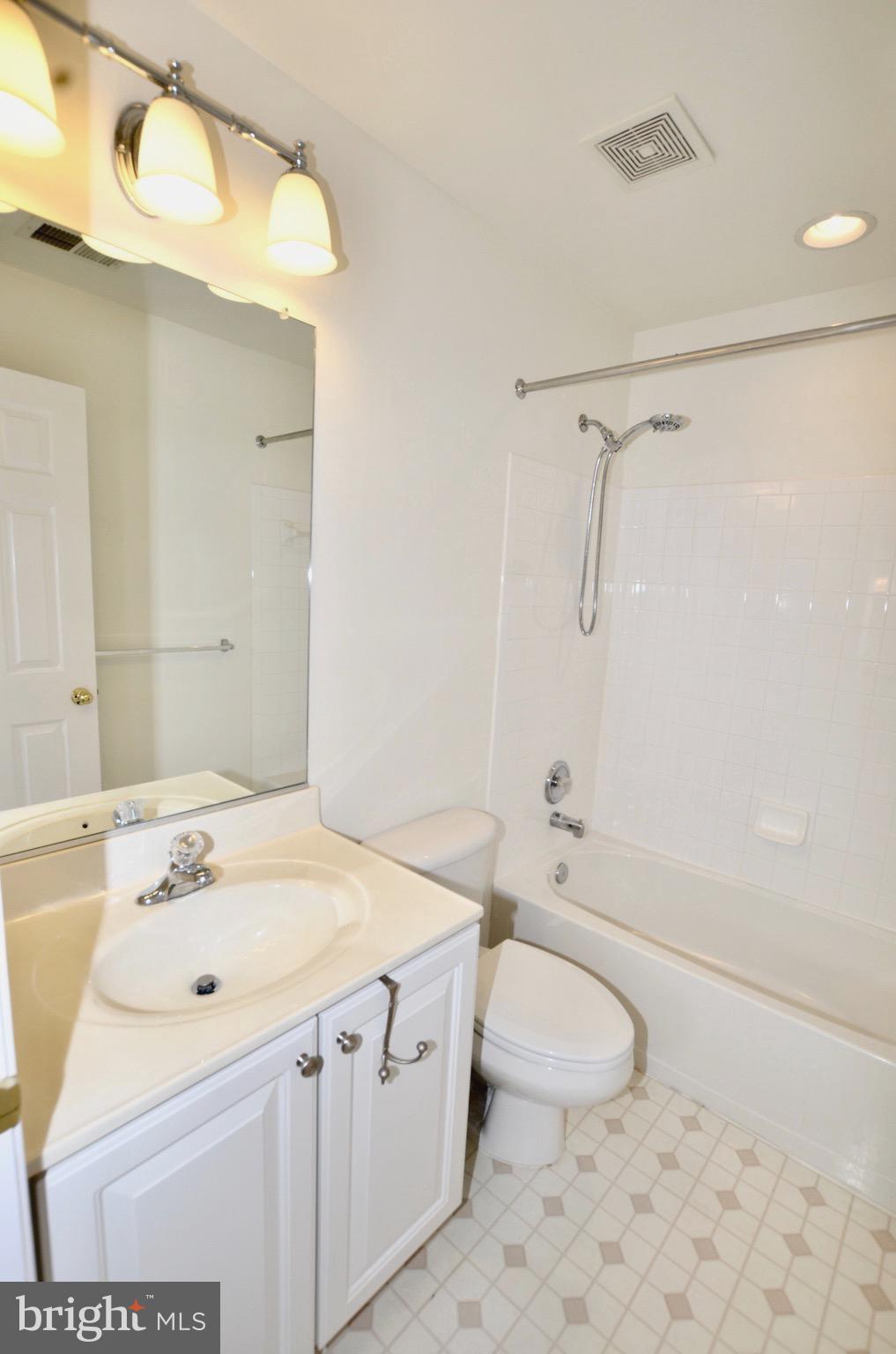 PINEY ORCHARD - Residential