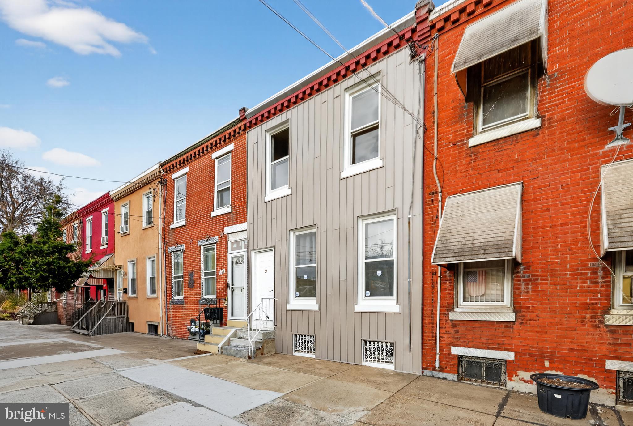 EAST KENSINGTON - Residential