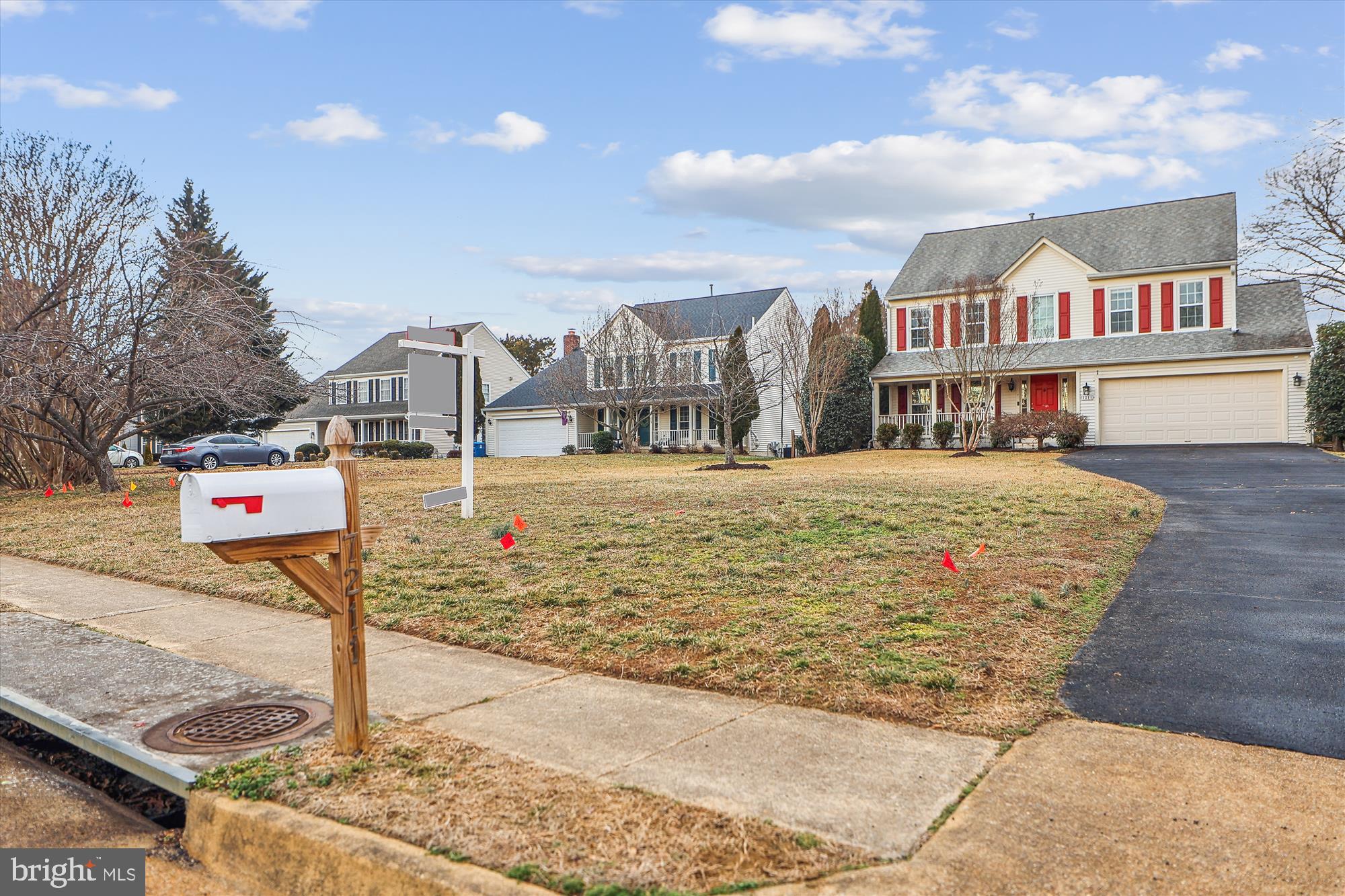 7211 BONNIEMILL LANE