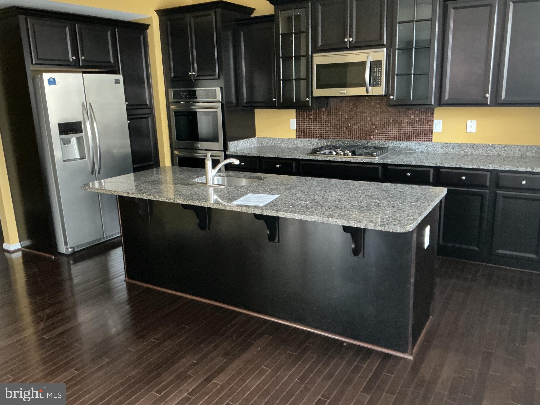 WOODMORE TOWNE CENTRE - Residential