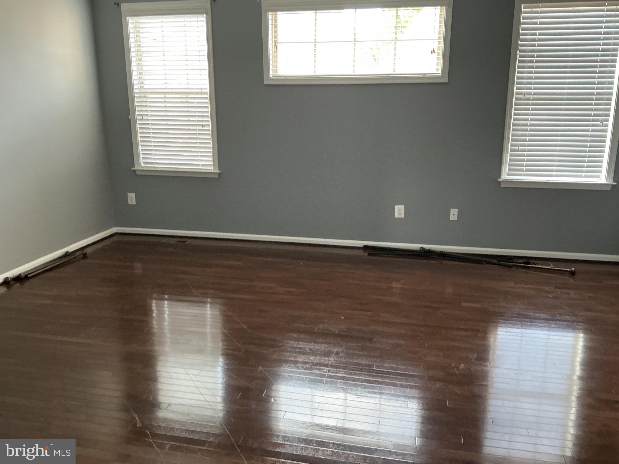 WOODMORE TOWNE CENTRE - Residential