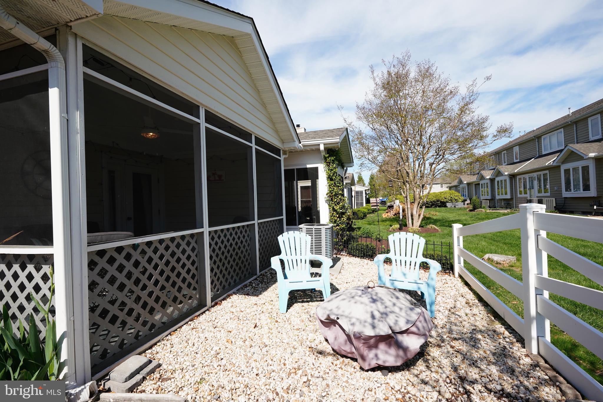 PLANTATIONS EAST - Residential