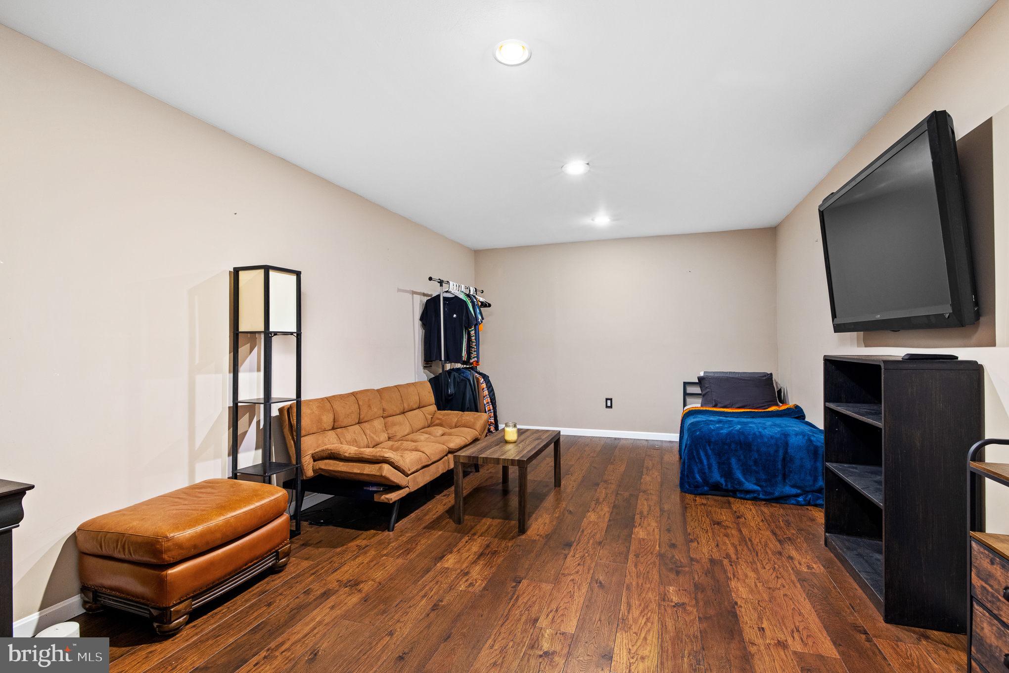 VILLAGE OF IDLEWILD - Residential