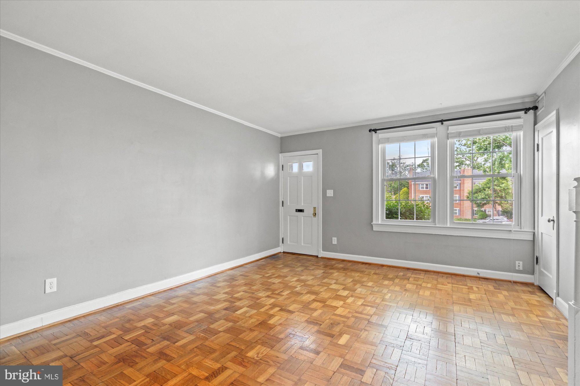 1600 S BARTON STREET 750