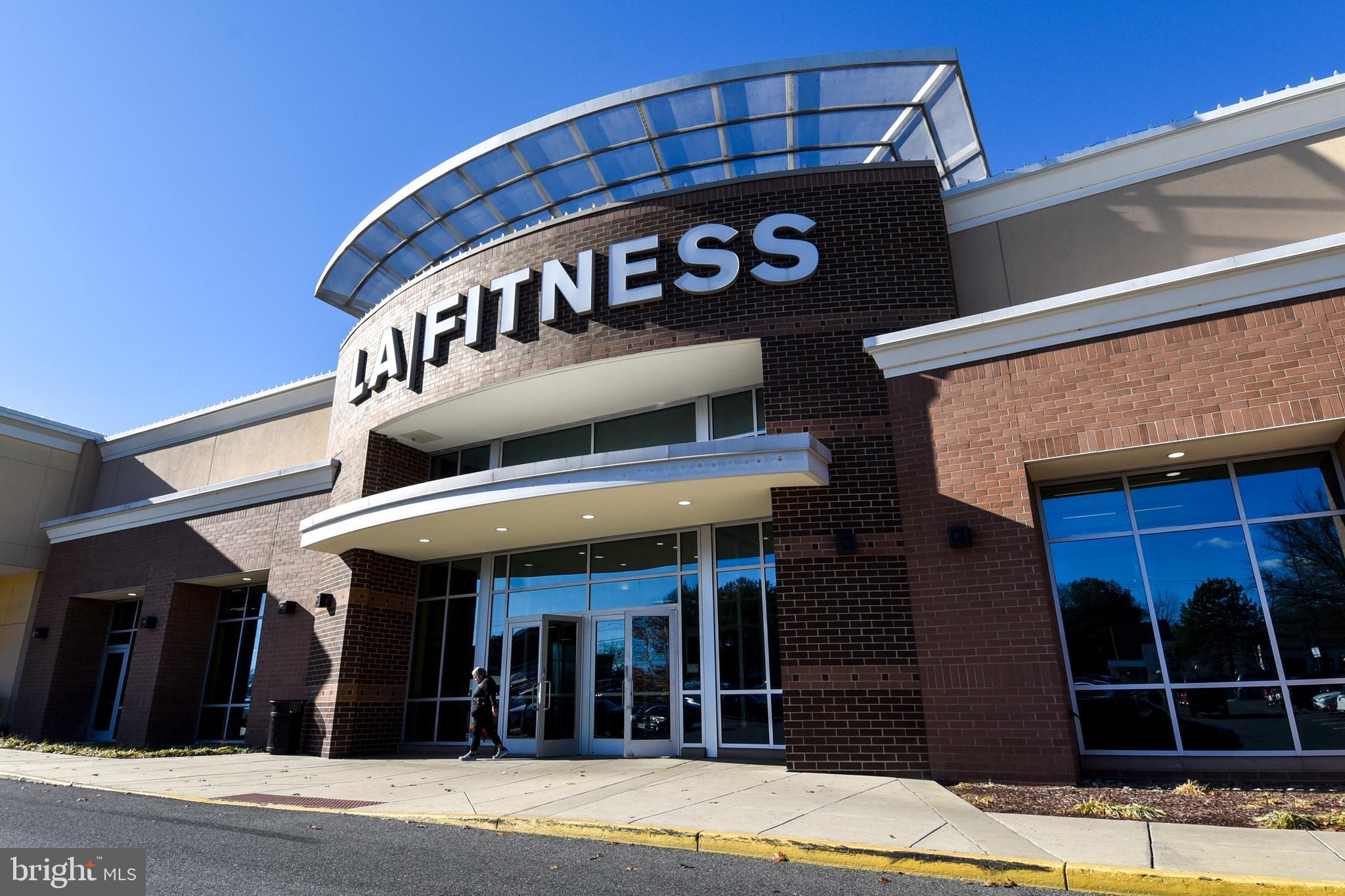 POTOMAC OAKS - Residential