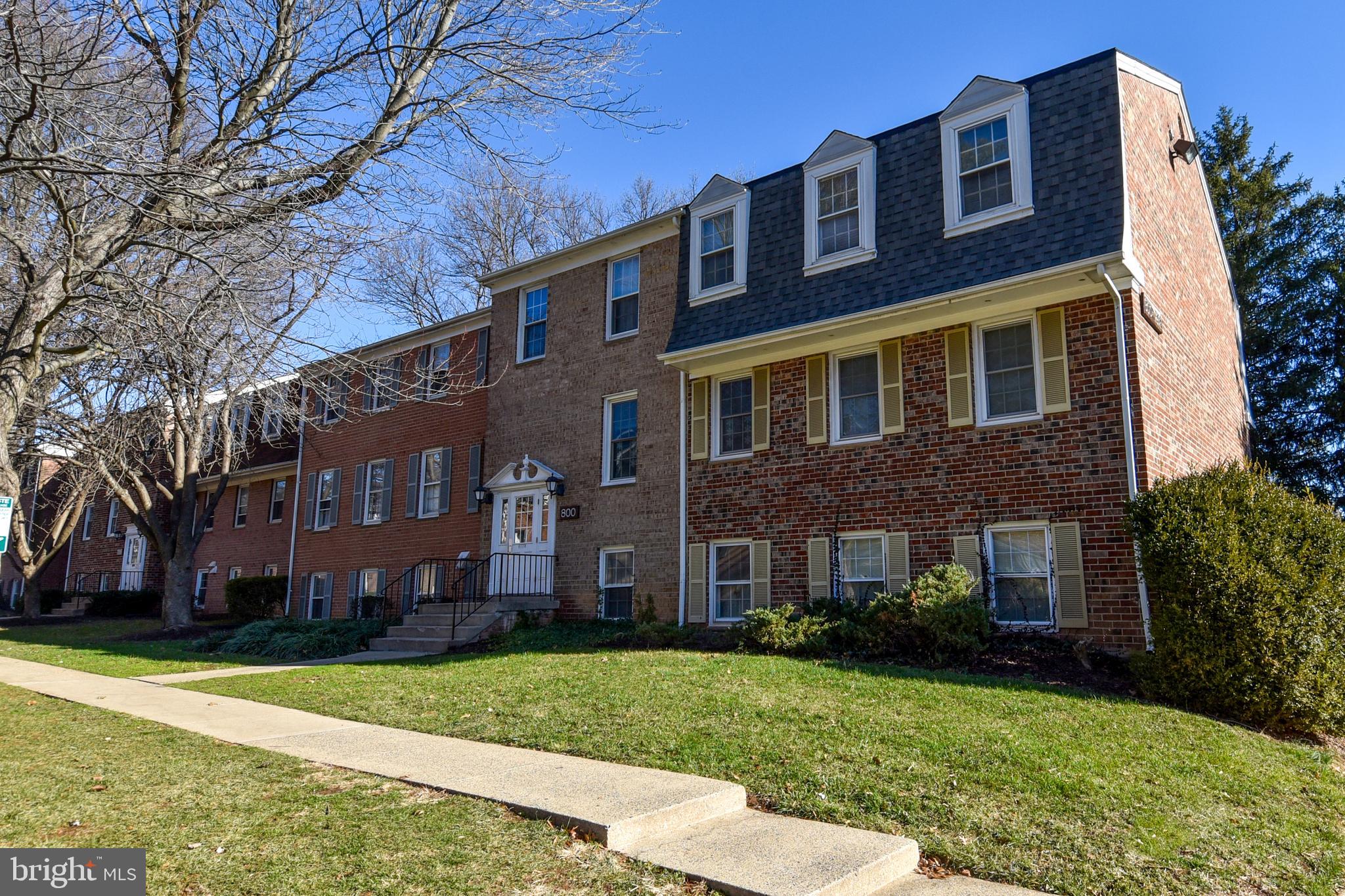 POTOMAC OAKS - Residential