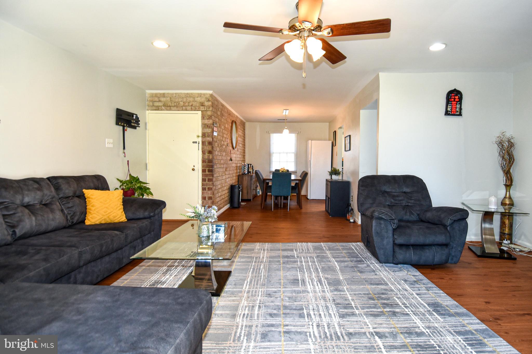 POTOMAC OAKS - Residential