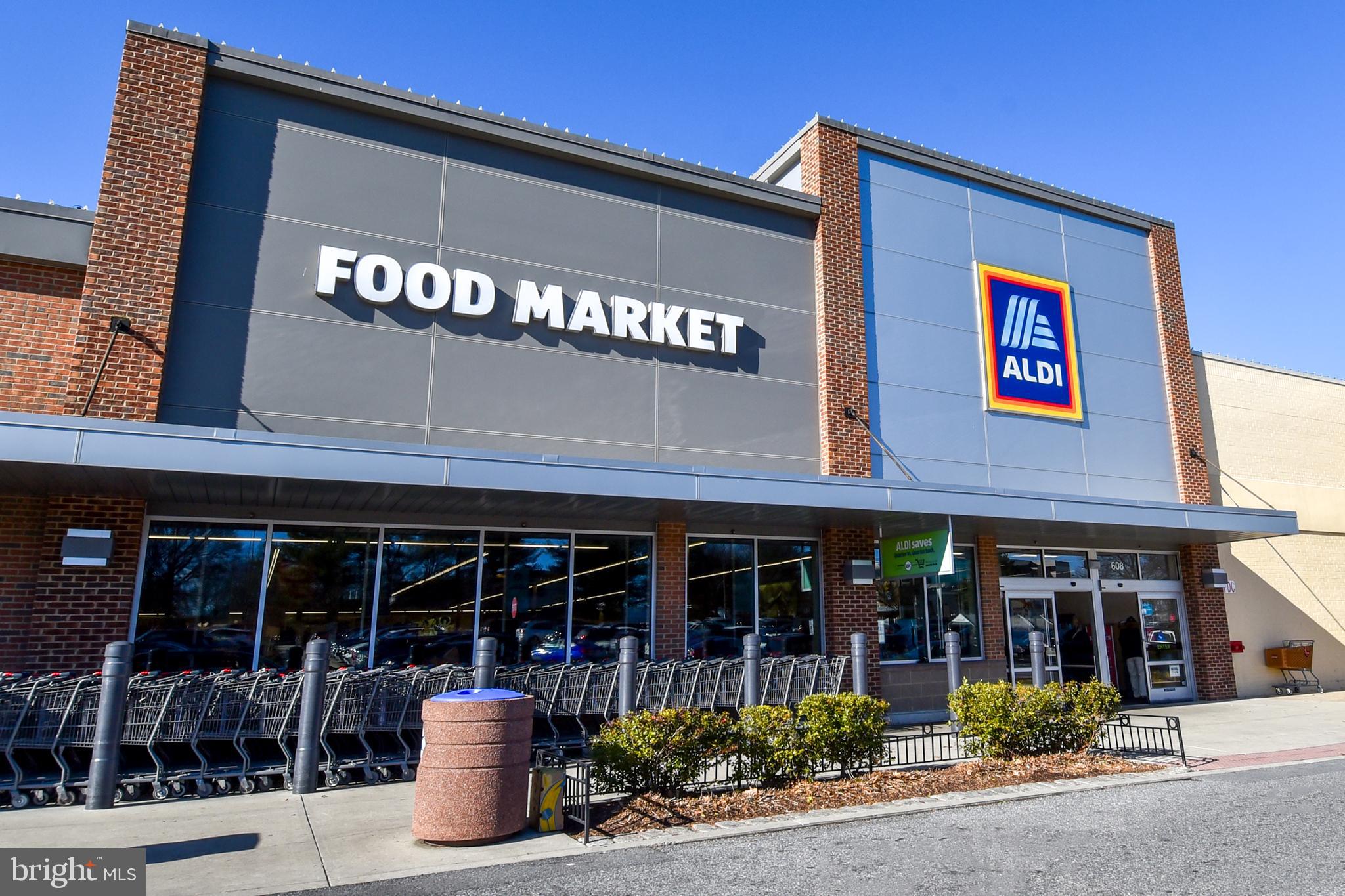 POTOMAC OAKS - Residential