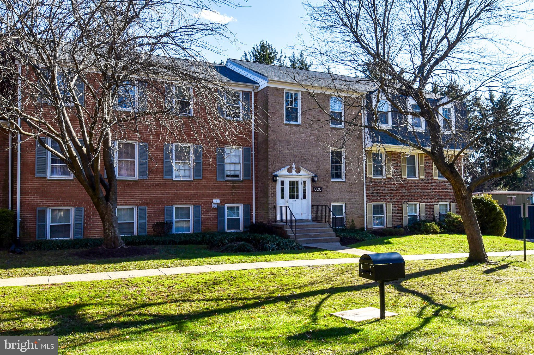 POTOMAC OAKS - Residential